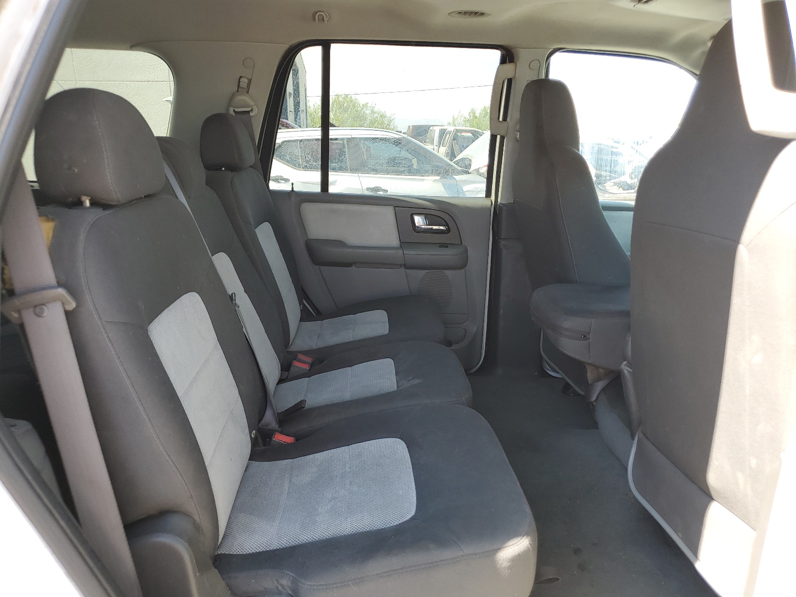 1FMPU16545LA89665 2005 Ford Expedition Xlt