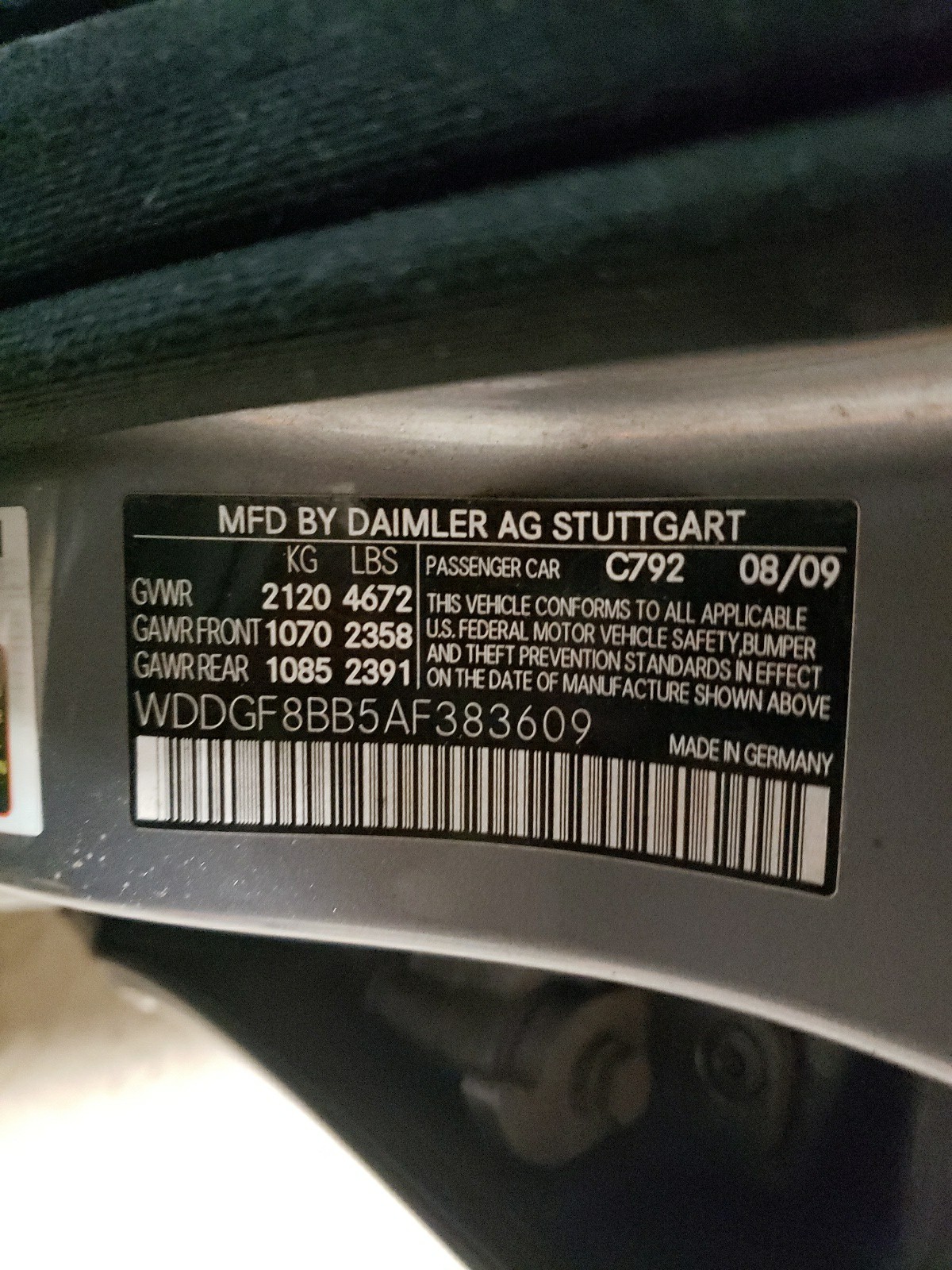 WDDGF8BB5AF383609 2010 Mercedes-Benz C 300 4Matic