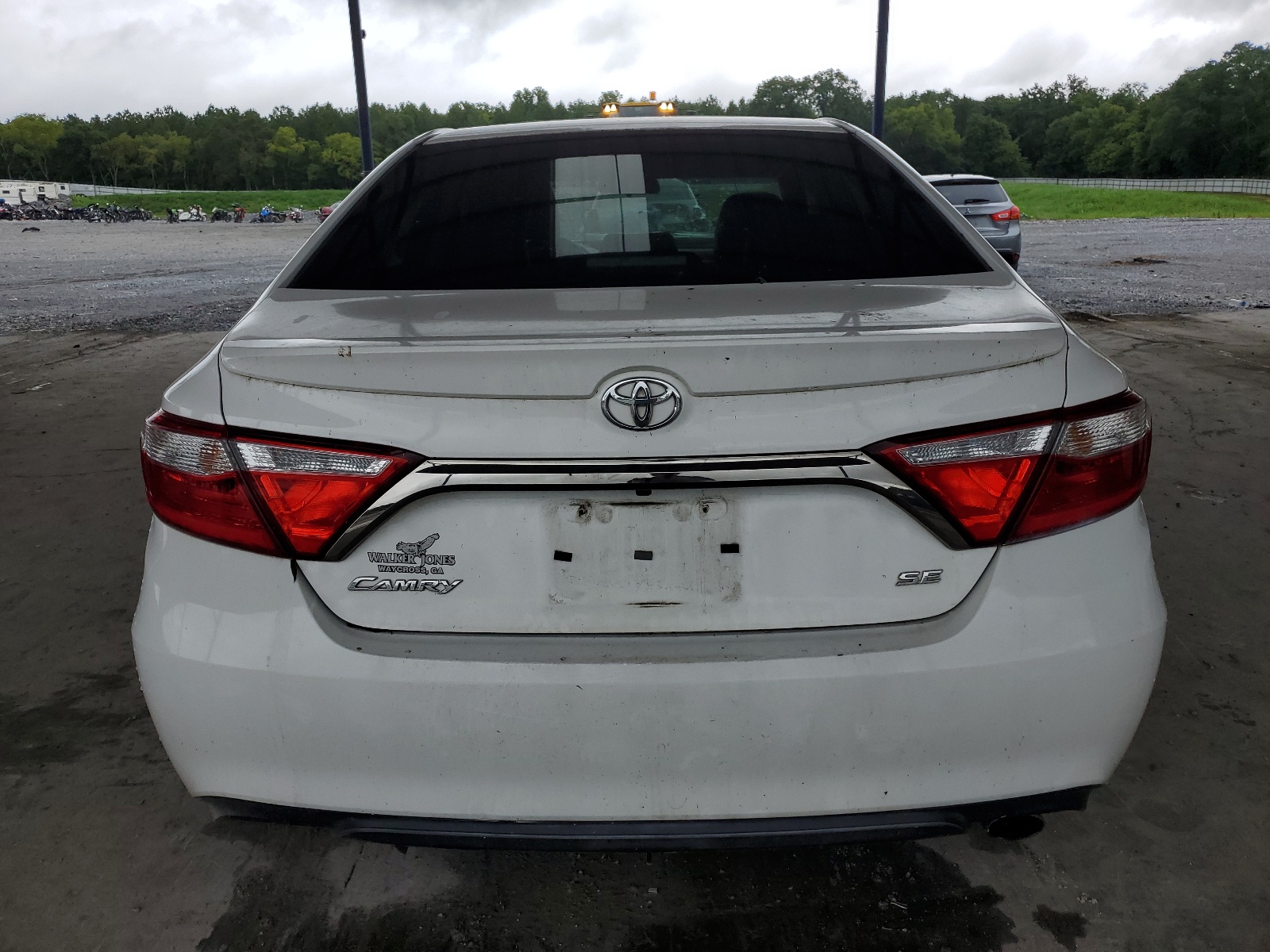 4T1BF1FK3FU081028 2015 Toyota Camry Le