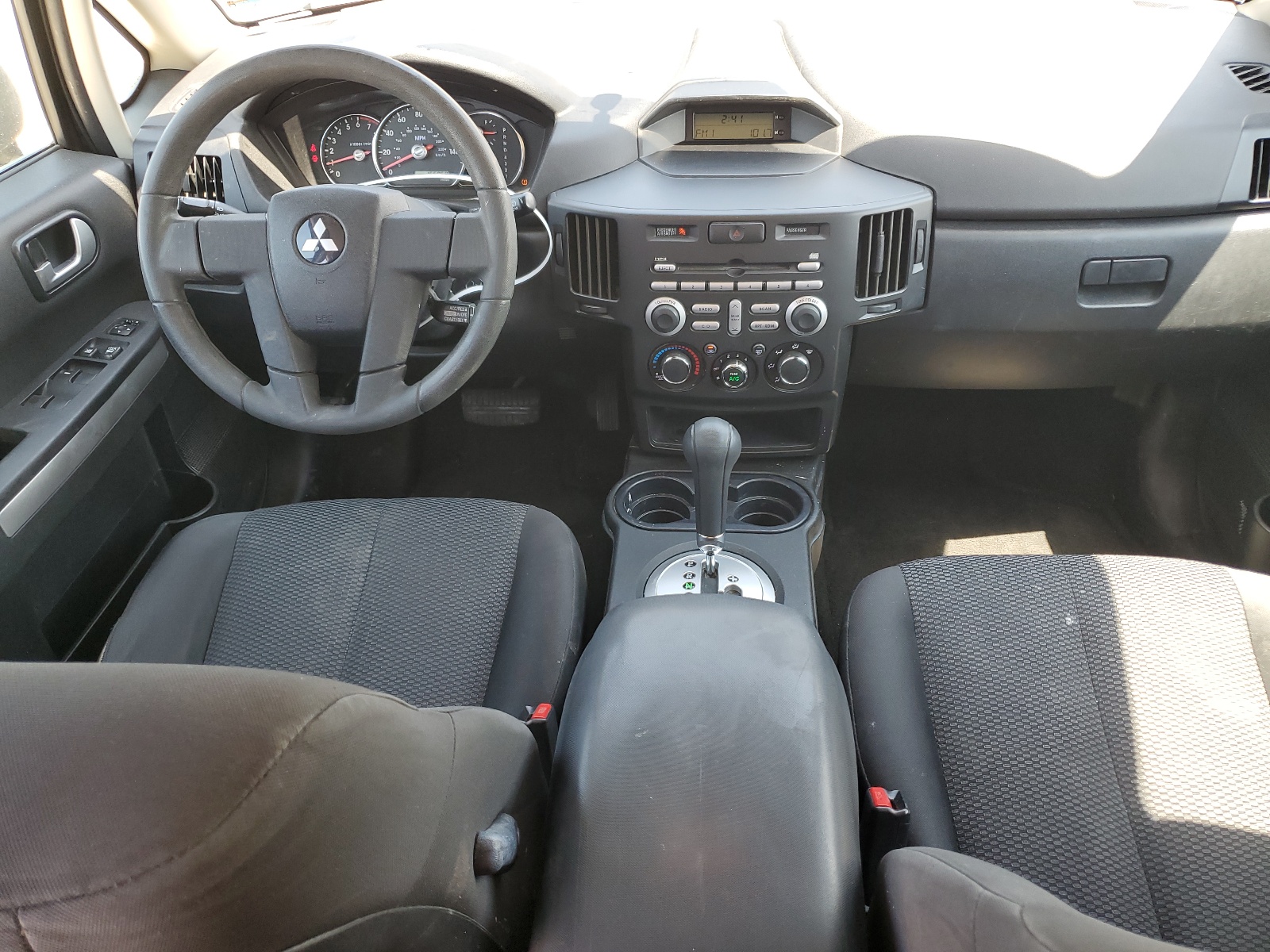 4A4JN2AS4BE027962 2011 Mitsubishi Endeavor Ls