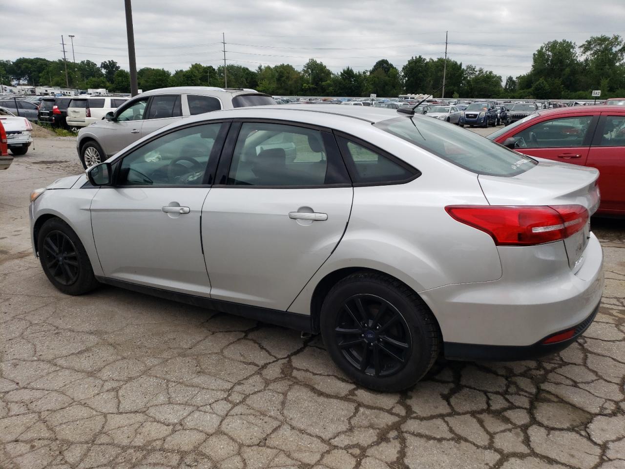 VIN 1FADP3F22HL248659 2017 FORD FOCUS no.2