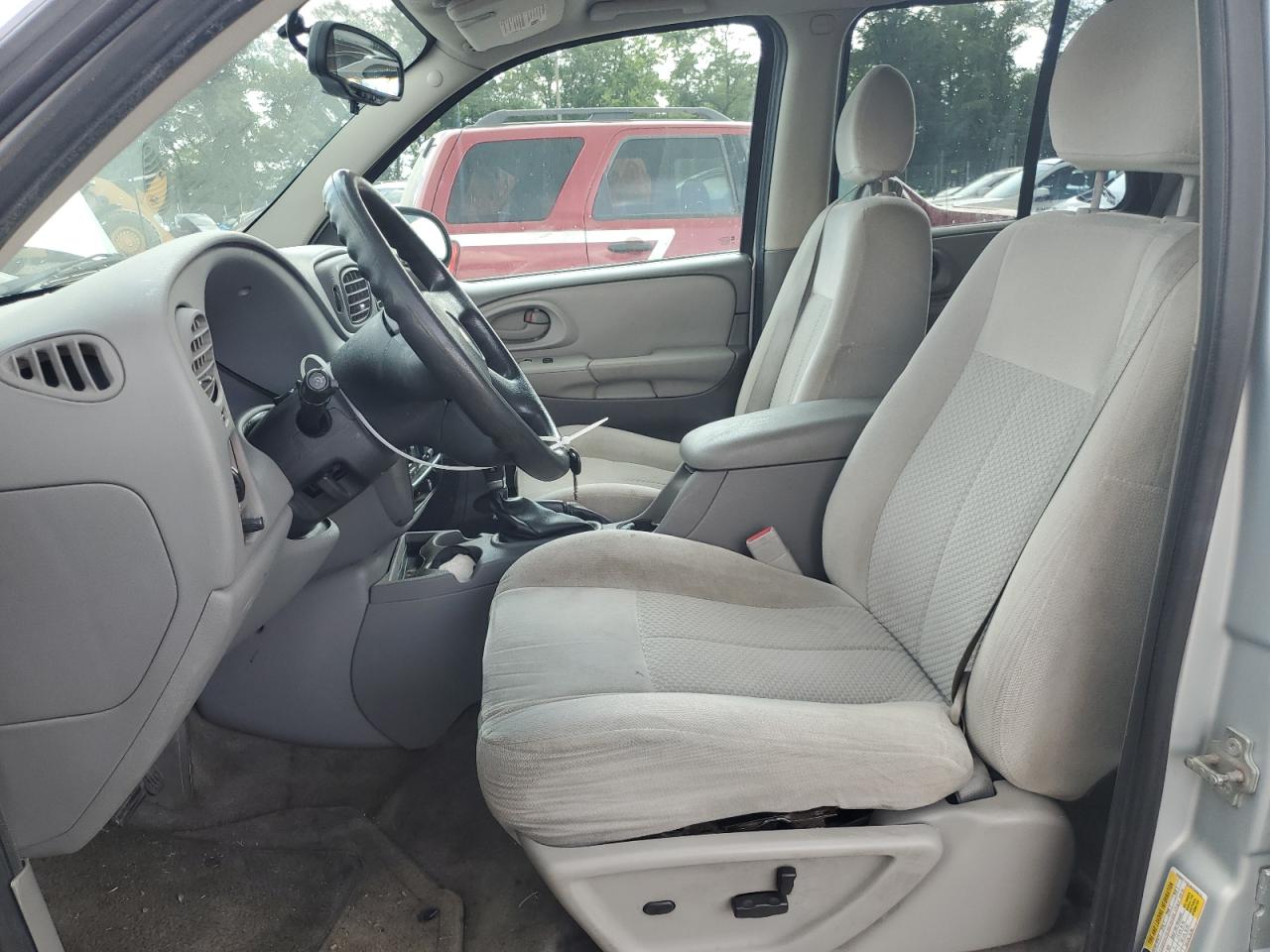 2008 Chevrolet Trailblazer Ls VIN: 1GNDT13S182260815 Lot: 64930264