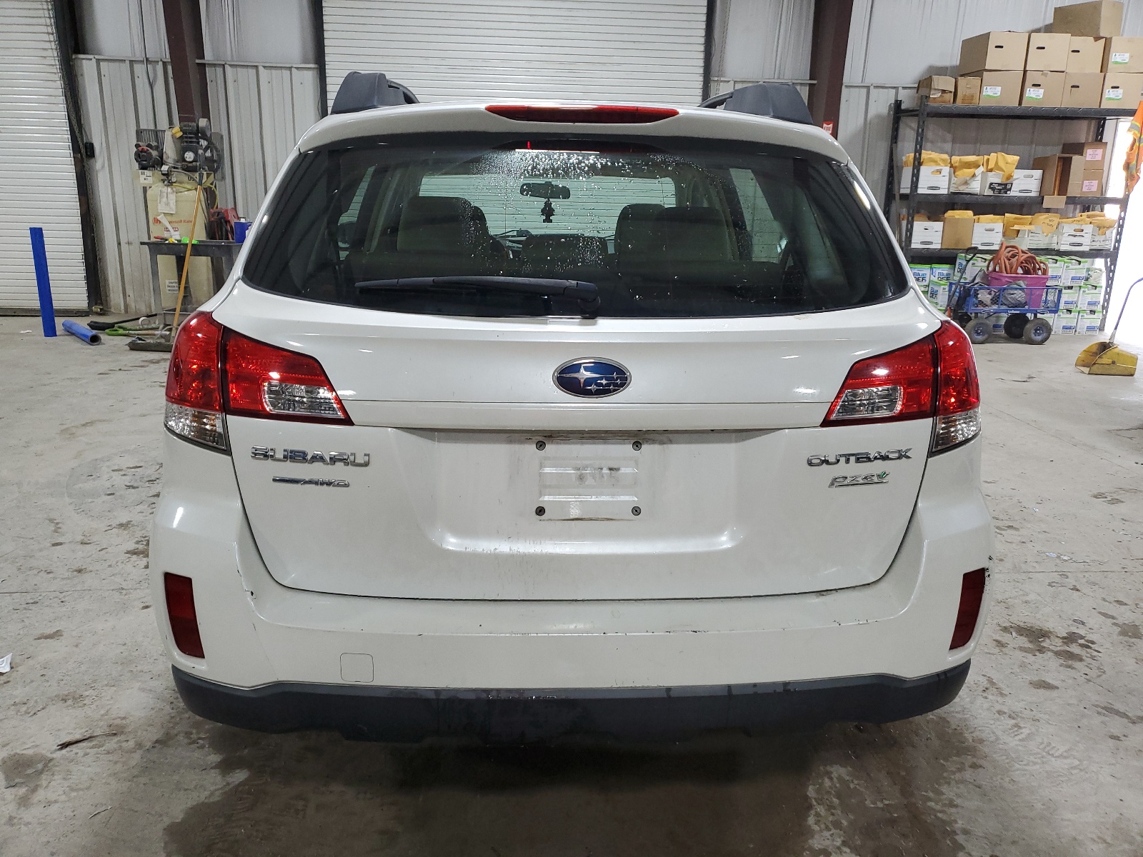 4S4BRBAC2B3434856 2011 Subaru Outback 2.5I