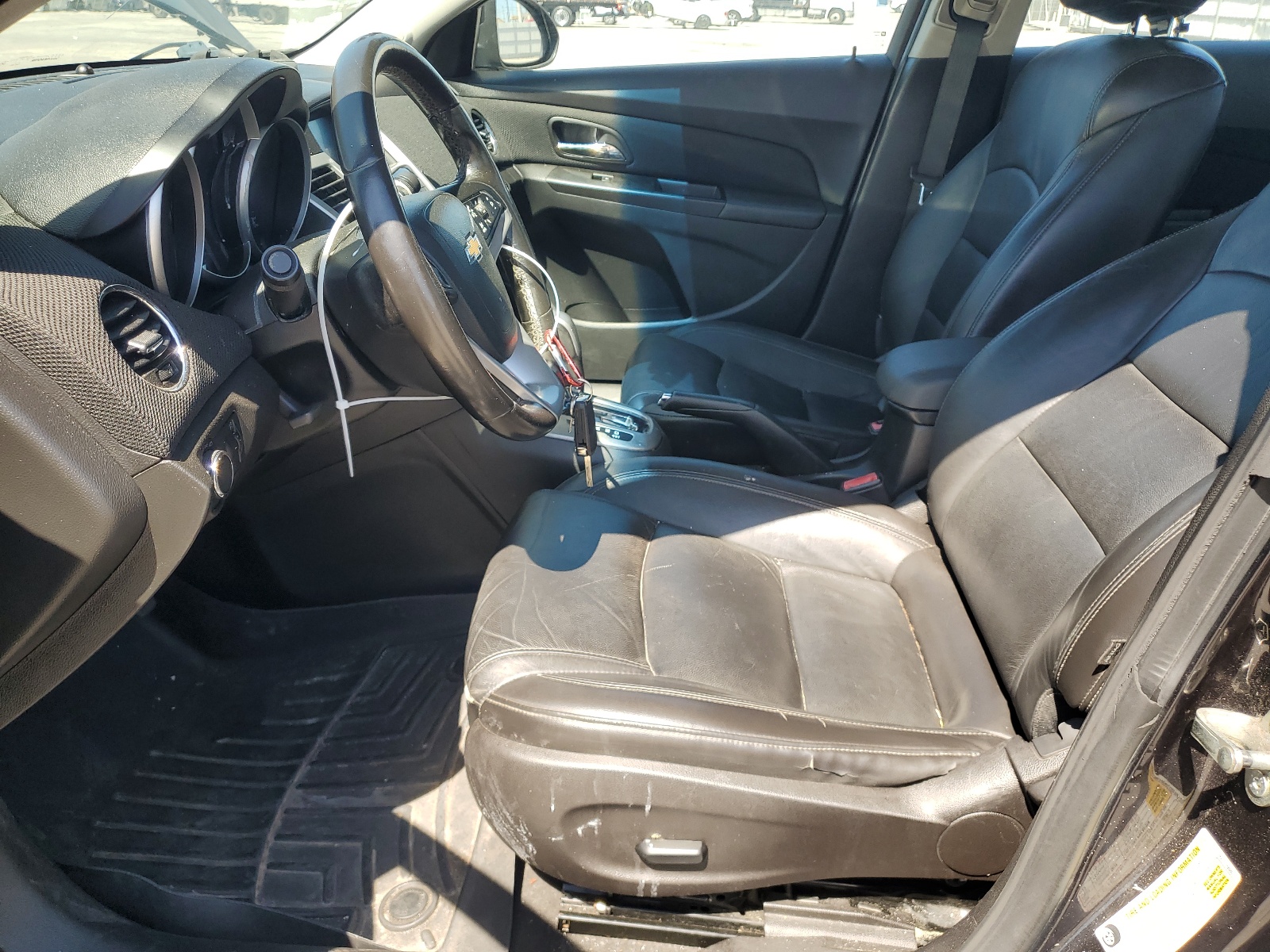 1G1PE5SBXE7298804 2014 Chevrolet Cruze Lt