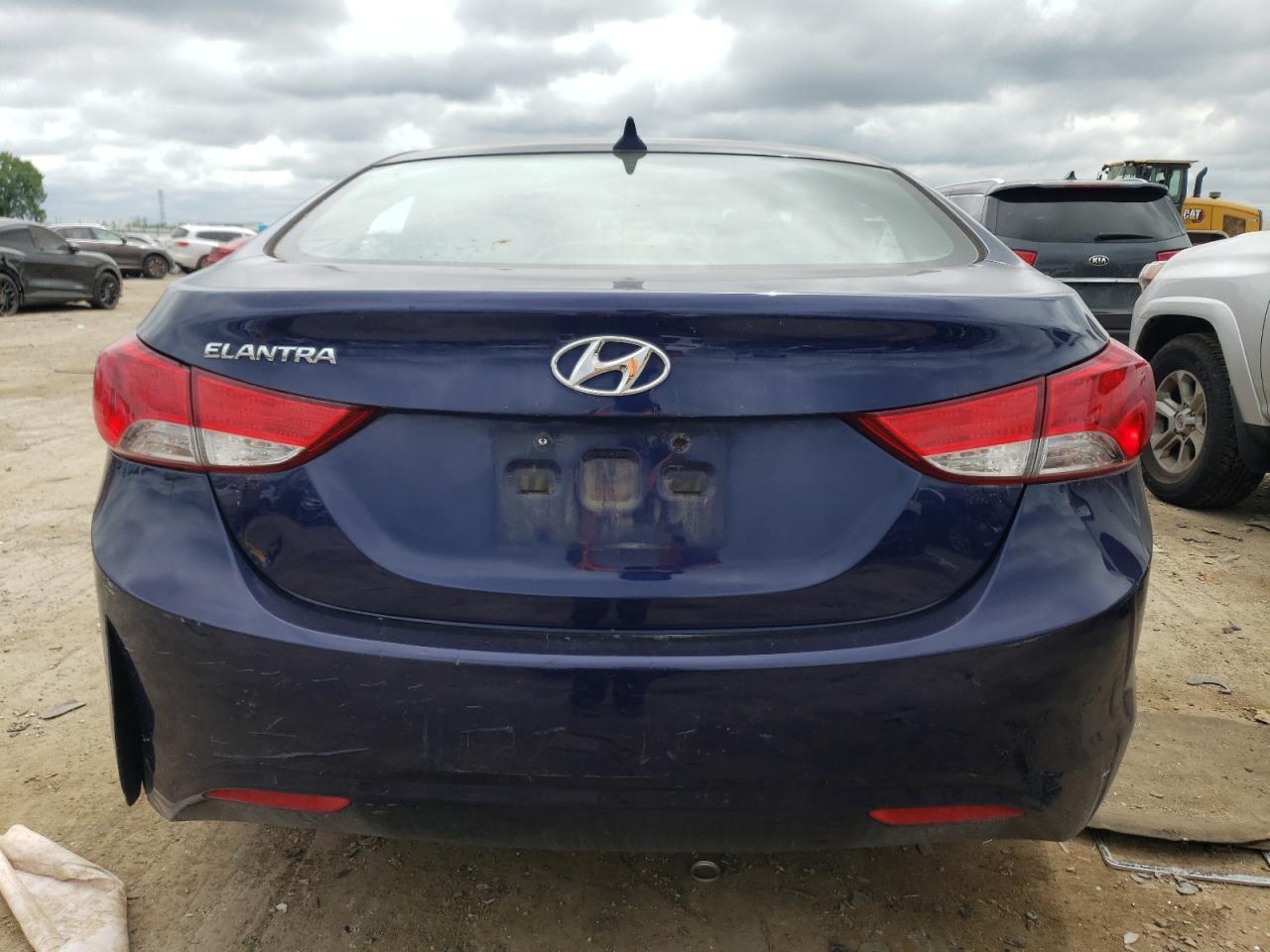 2013 Hyundai Elantra Gls VIN: 5NPDH4AE0DH410463 Lot: 61508644