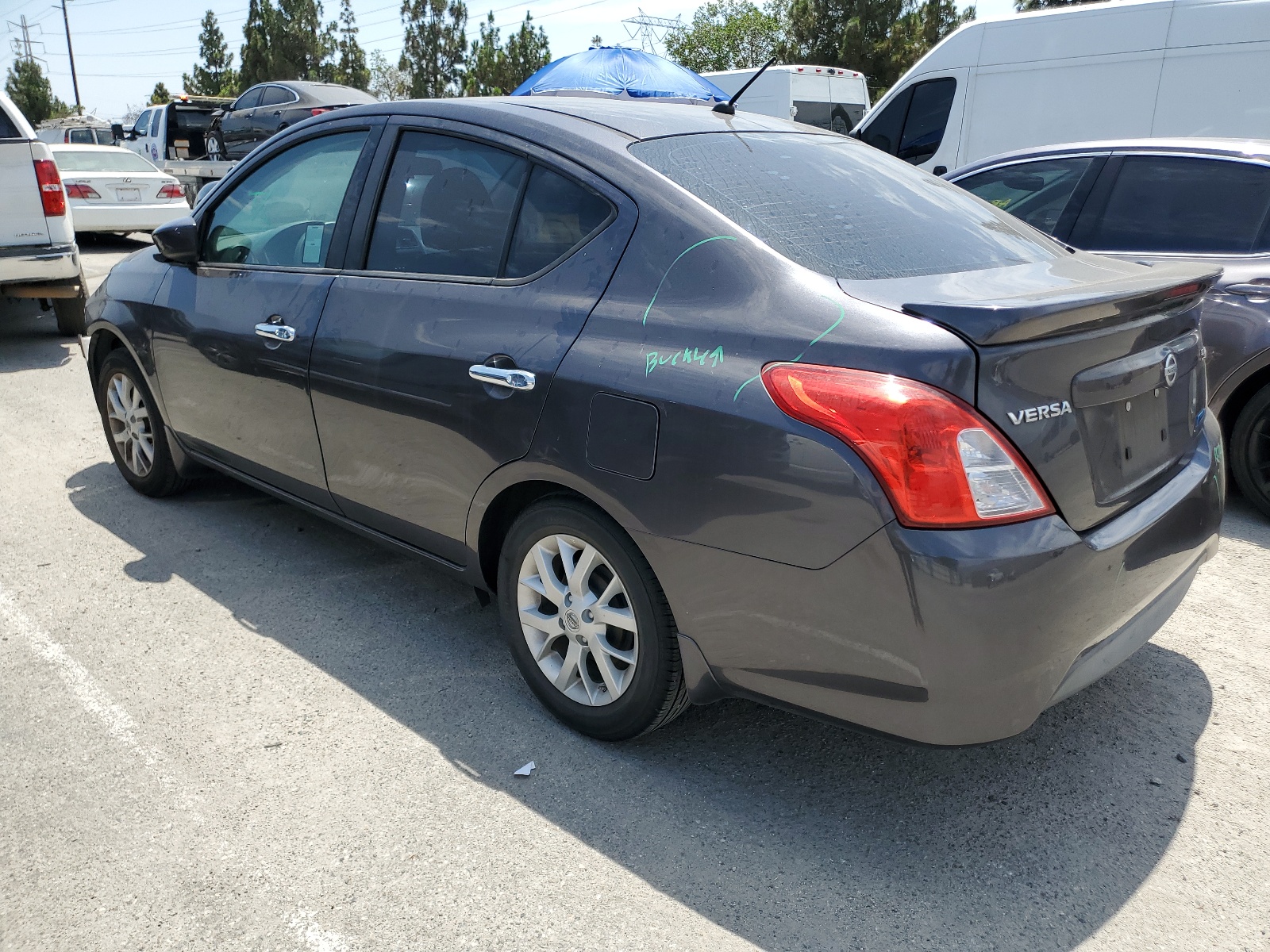 2015 Nissan Versa S vin: 3N1CN7AP1FL808469