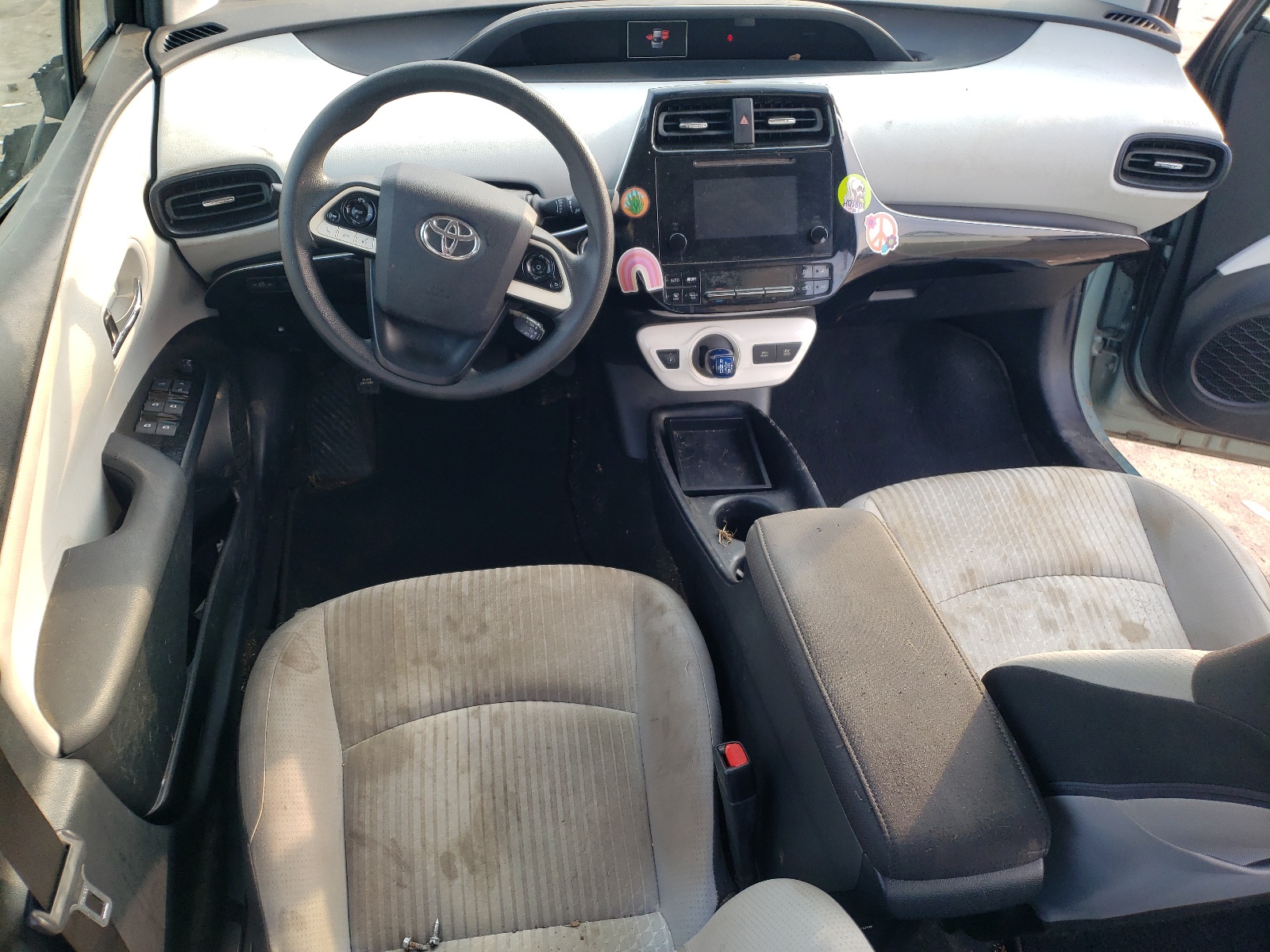 JTDKBRFU5G3005995 2016 Toyota Prius