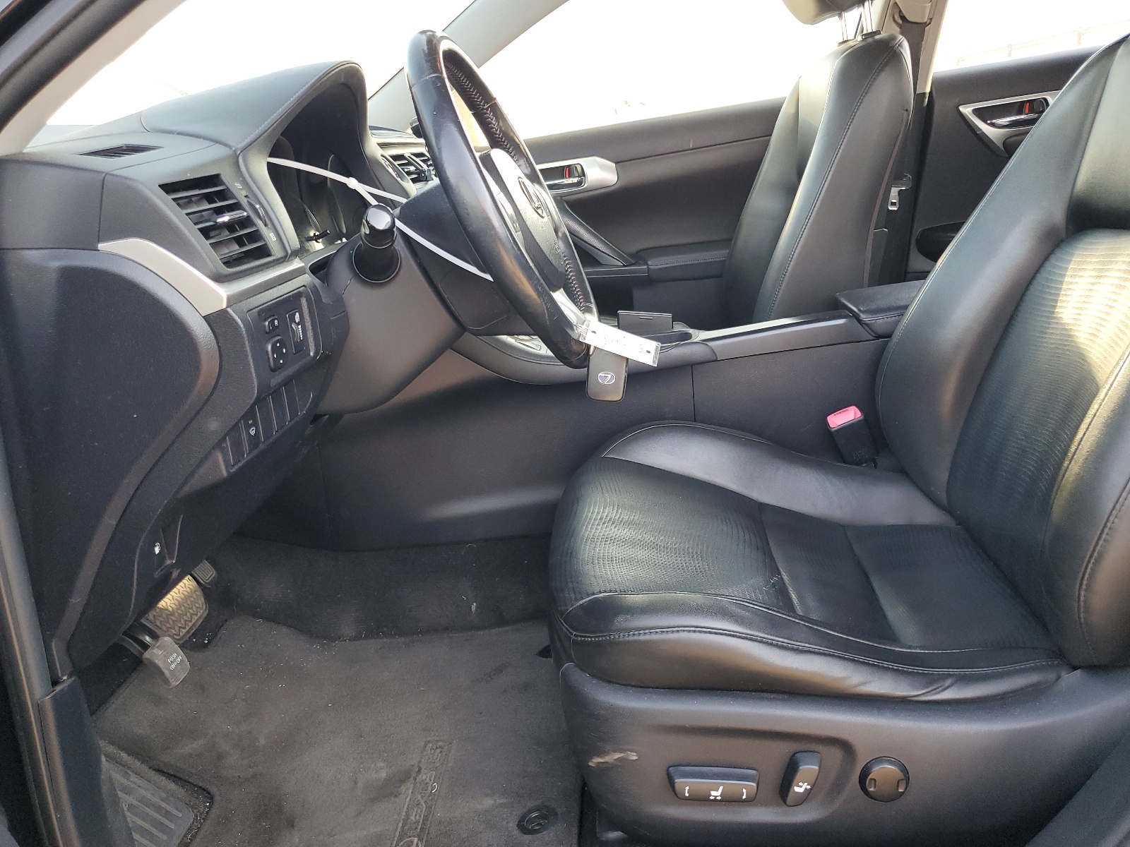 JTHKD5BH2C2070538 2012 Lexus Ct 200