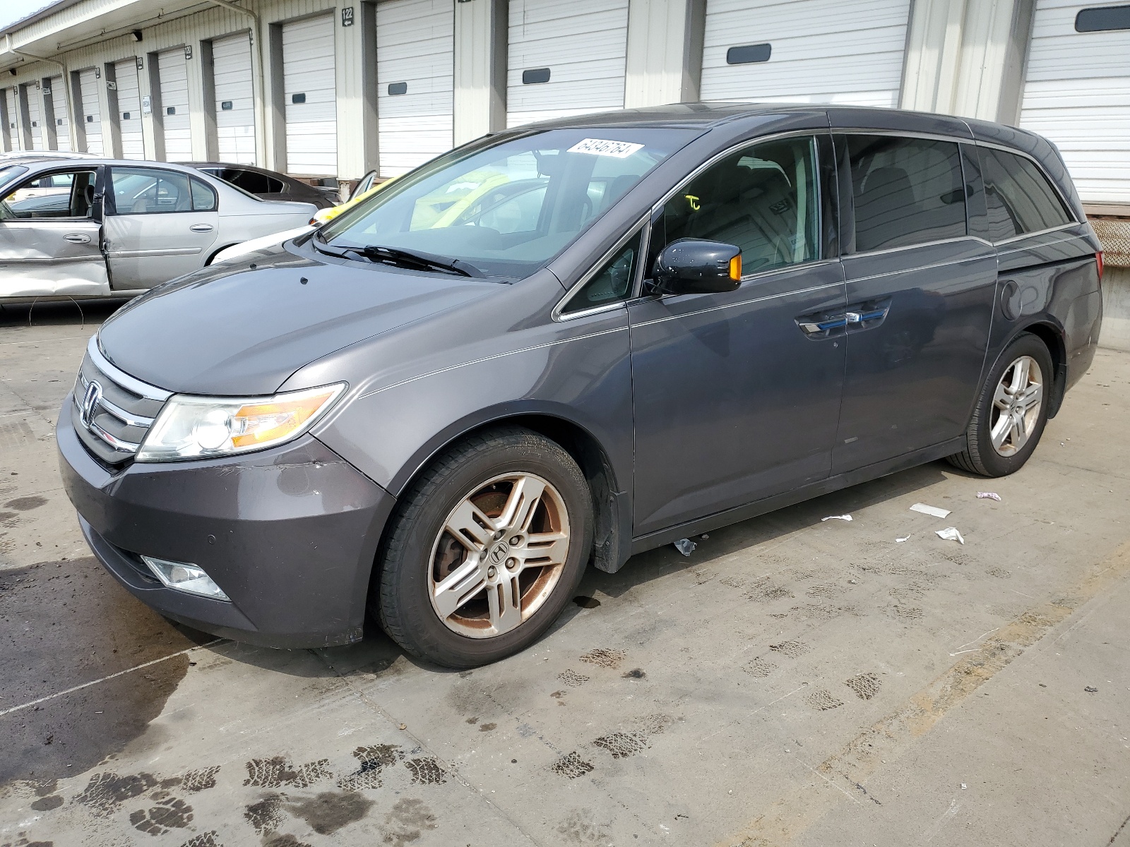 2013 Honda Odyssey Touring vin: 5FNRL5H99DB066732