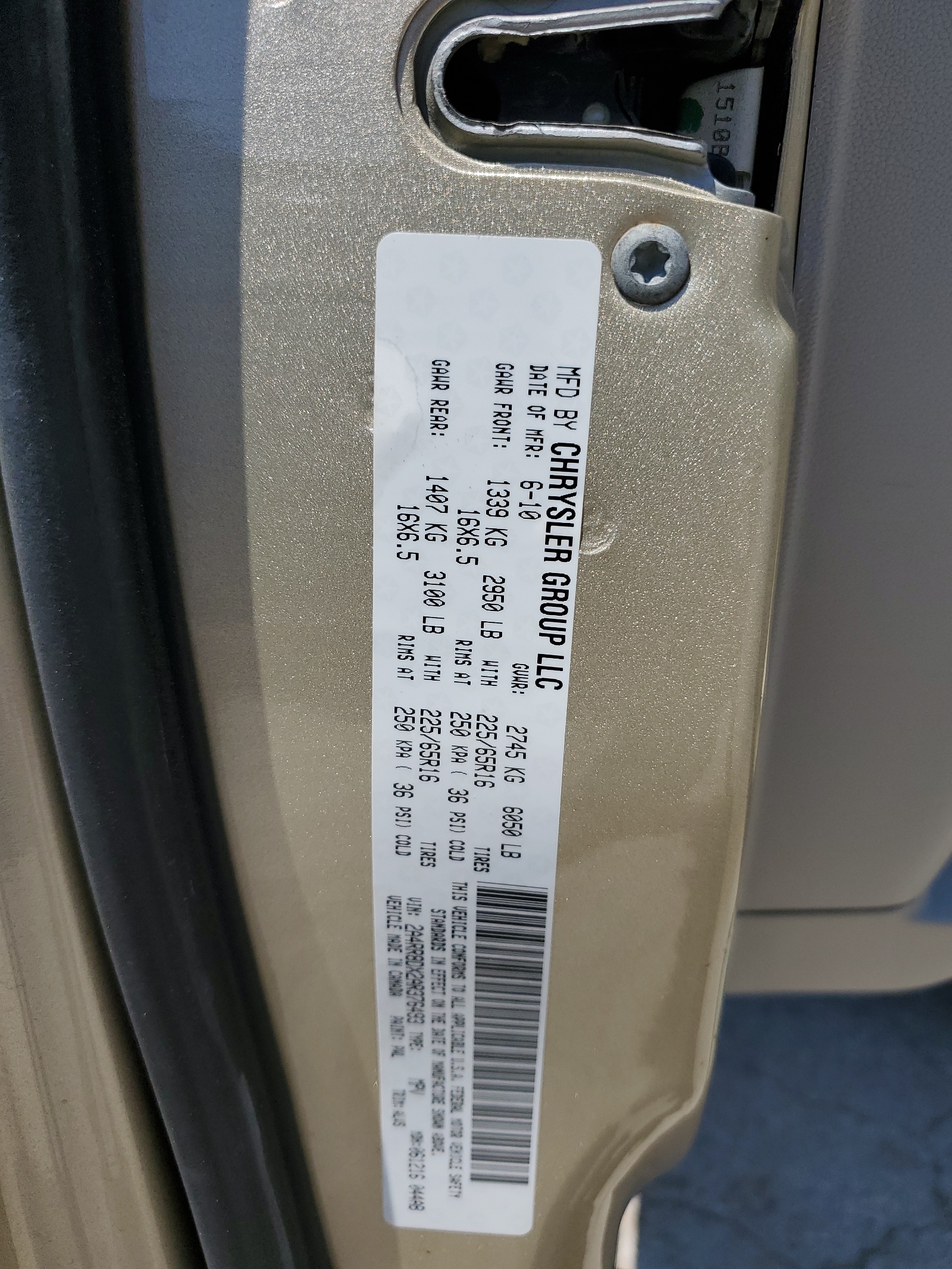 2A4RR8DX2AR376493 2010 Chrysler Town & Country Touring Plus