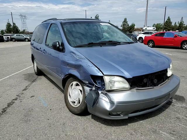 2001 Toyota Sienna Le VIN: 4T3ZF13C21U381610 Lot: 63528504