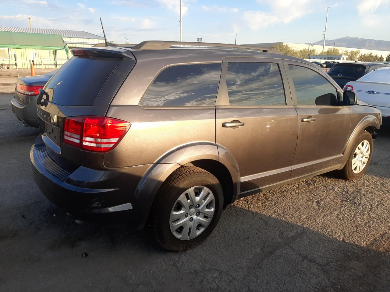 2020 Dodge Journey - Image 3