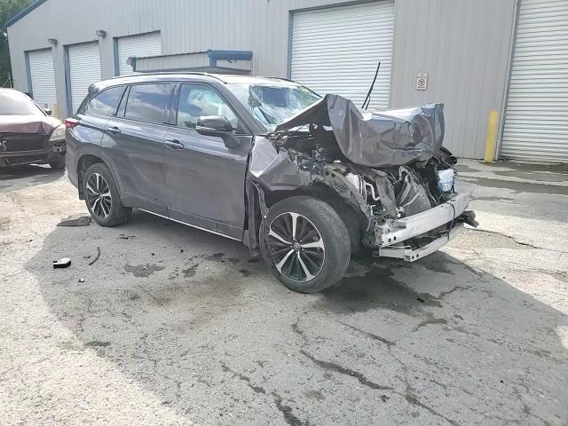 2022 Toyota Highlander Xse VIN: 5TDLZRBHXNS221815 Lot: 62248014