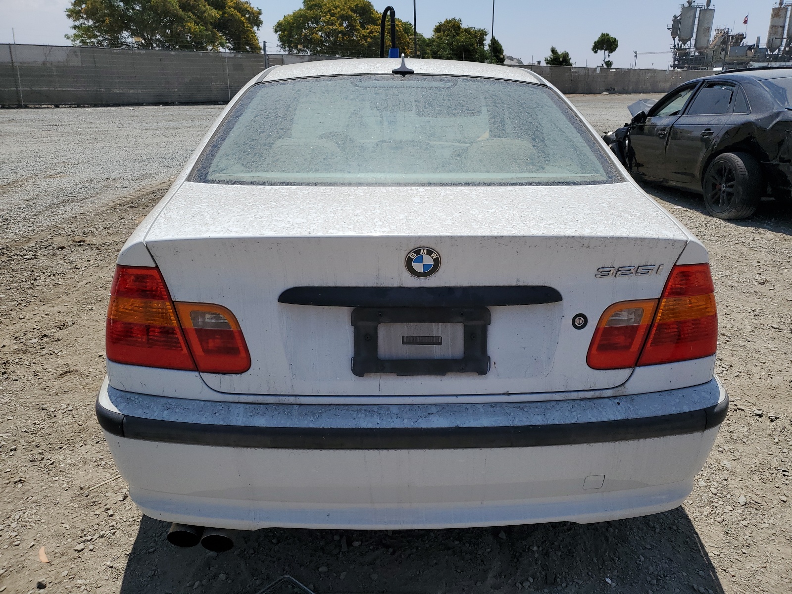 WBAET37444NJ42543 2004 BMW 325 I