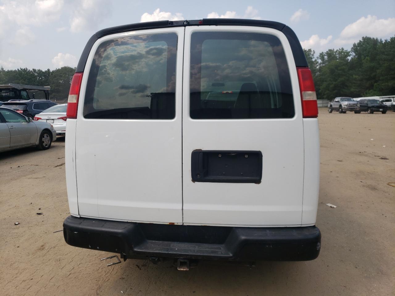 2008 Chevrolet Express G2500 VIN: 1GCGG25K281134627 Lot: 62740174