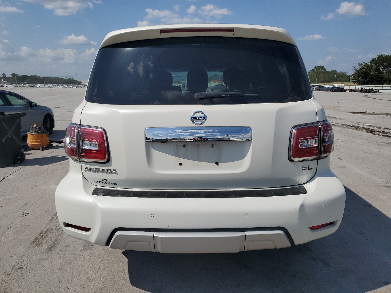 JN8AY2NC9H9511651 2017 Nissan Armada Sv