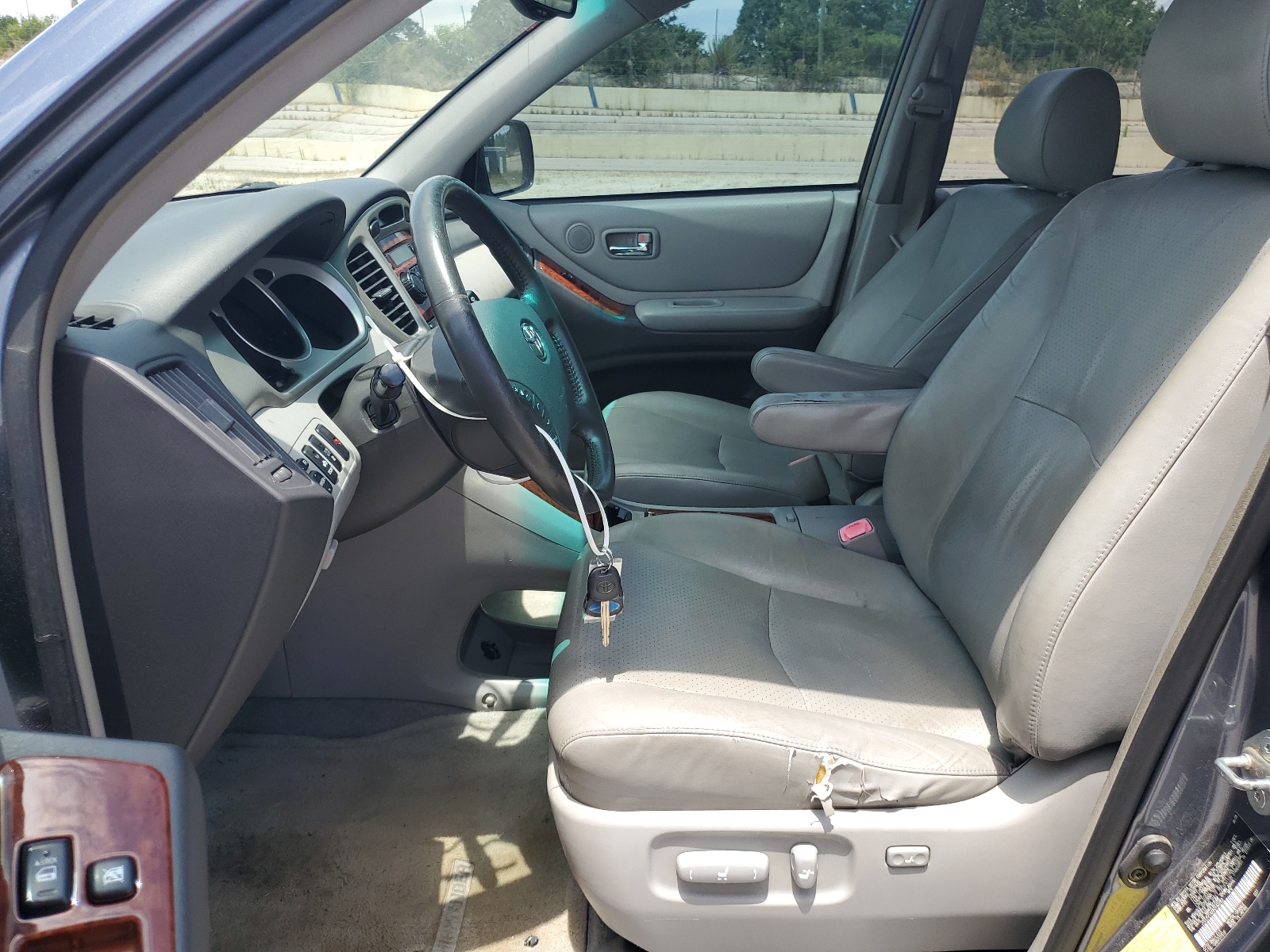 JTEEP21AX60182282 2006 Toyota Highlander Limited