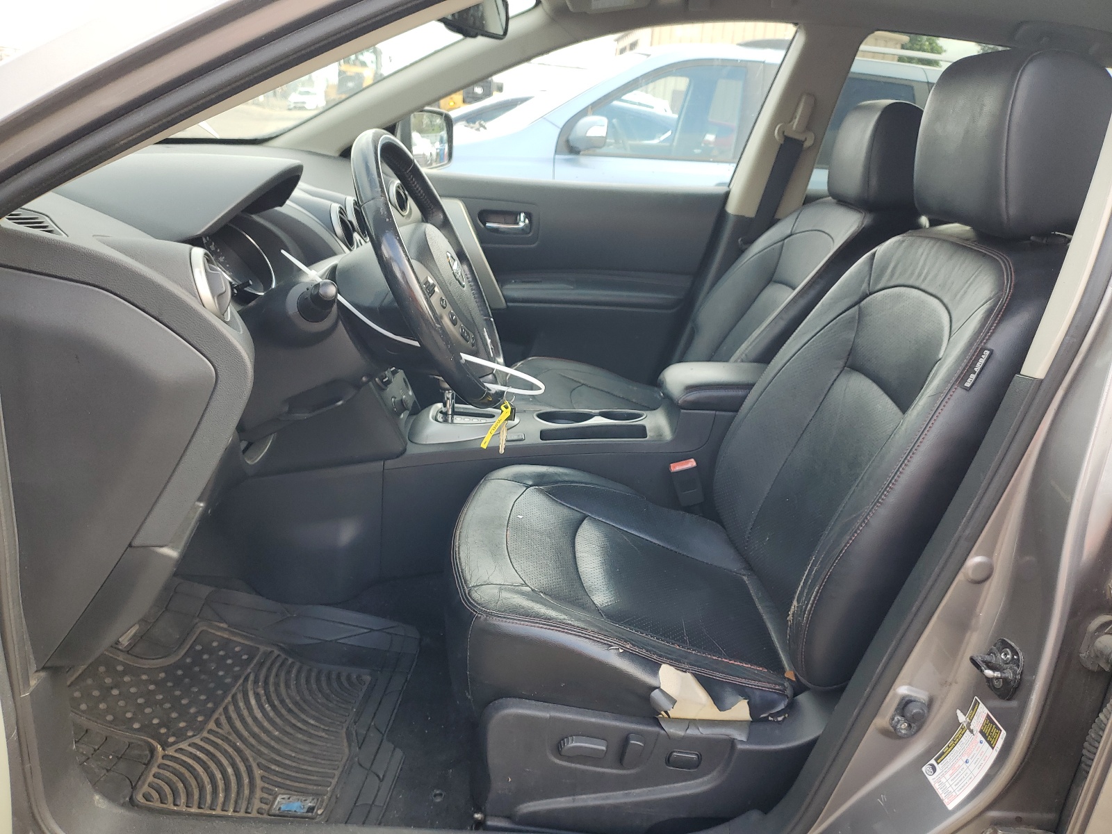 JN8AS5MV6BW268153 2011 Nissan Rogue S