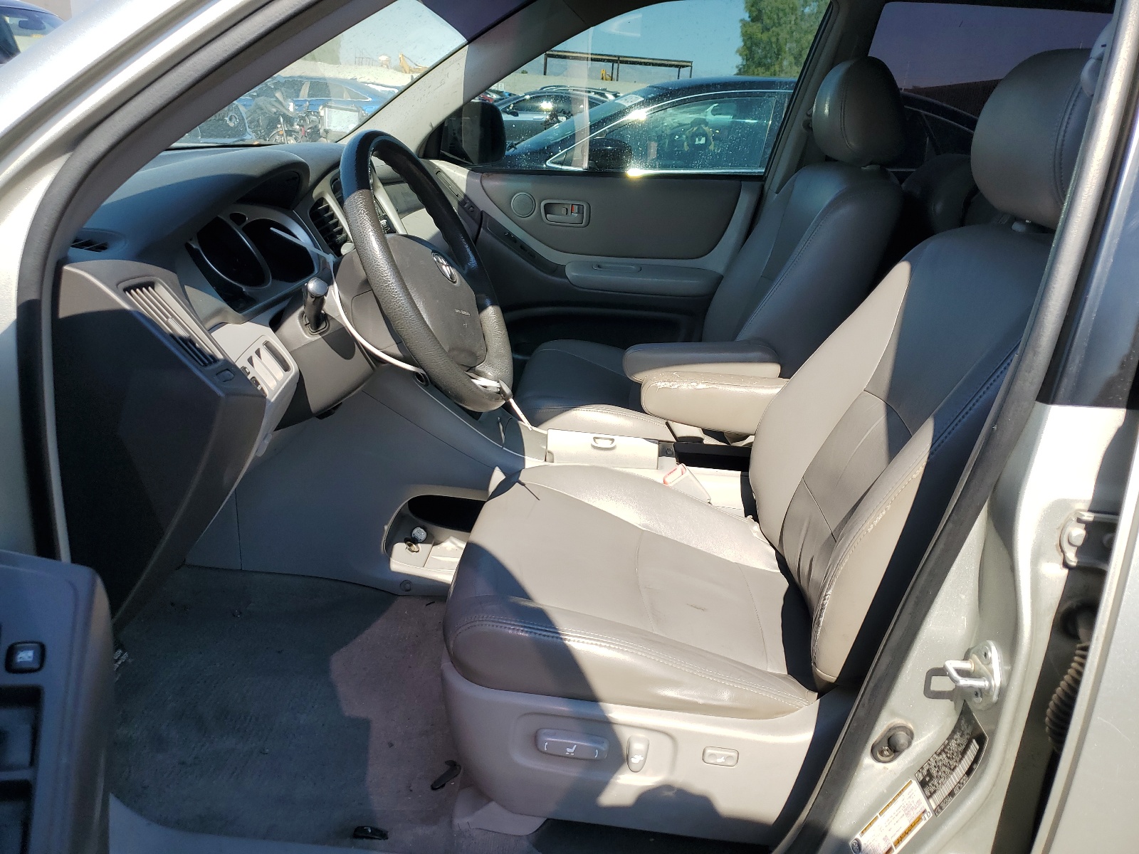 JTEDD21A640104101 2004 Toyota Highlander