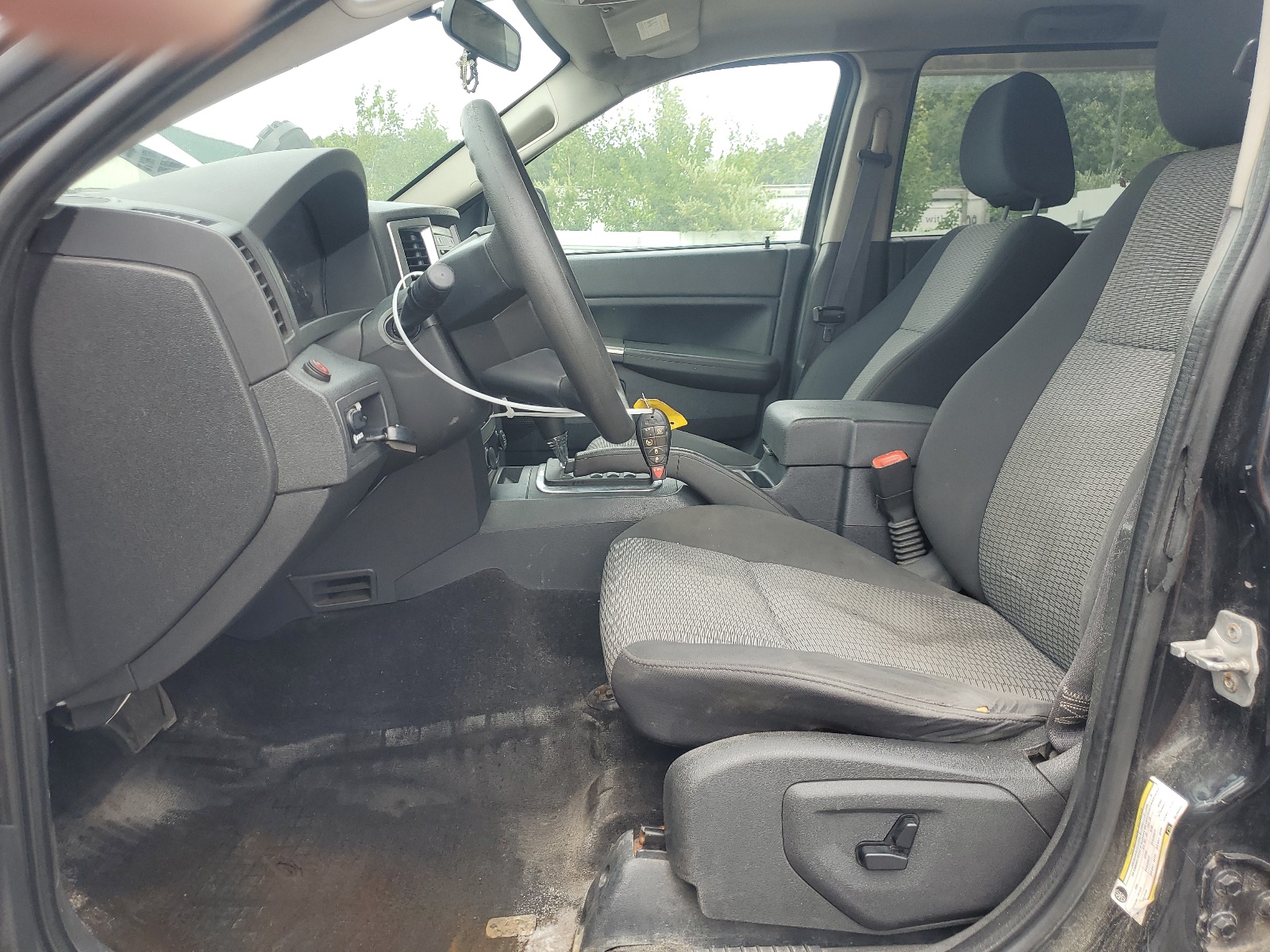 1J8GR48KX8C203451 2008 Jeep Grand Cherokee Laredo