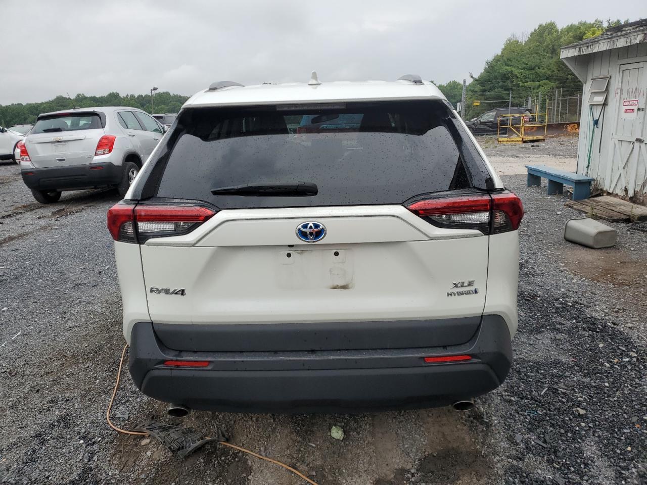 2021 Toyota Rav4 Xle Premium VIN: 4T3B6RFV8MU006614 Lot: 63837634