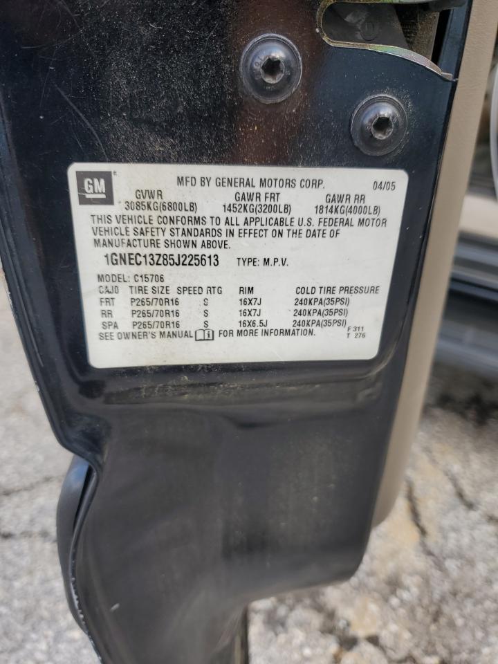 2005 Chevrolet Tahoe C1500 VIN: 1GNEC13Z85J225613 Lot: 65052434