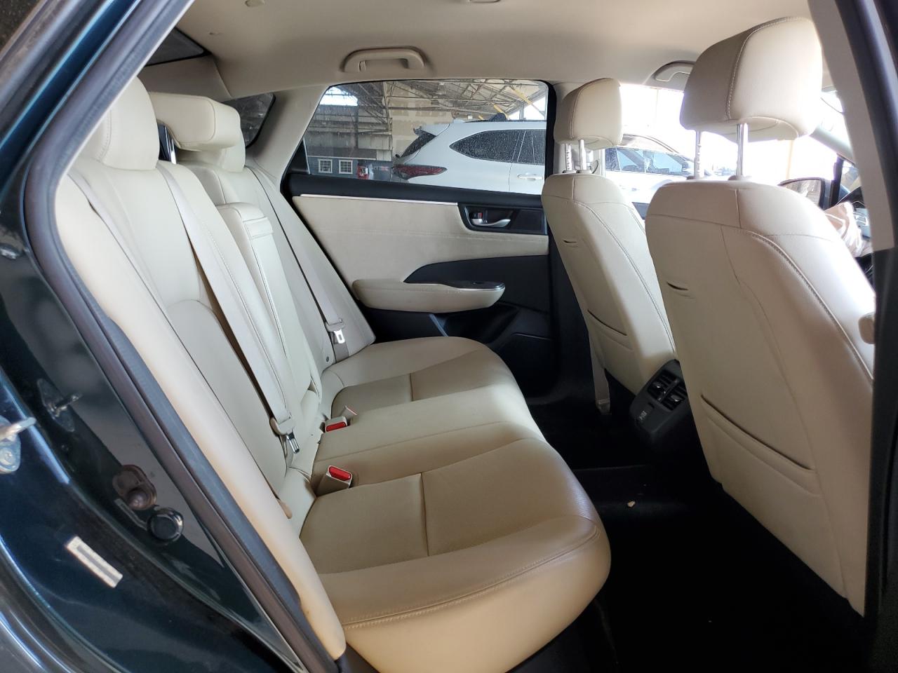 2018 Honda Clarity Touring VIN: JHMZC5F31JC014453 Lot: 65345584