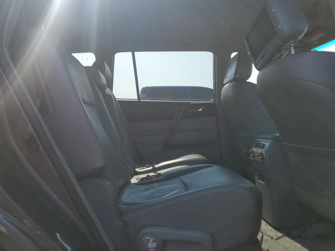 2008 Toyota Highlander Limited VIN: JTEES42A882052193 Lot: 64166864