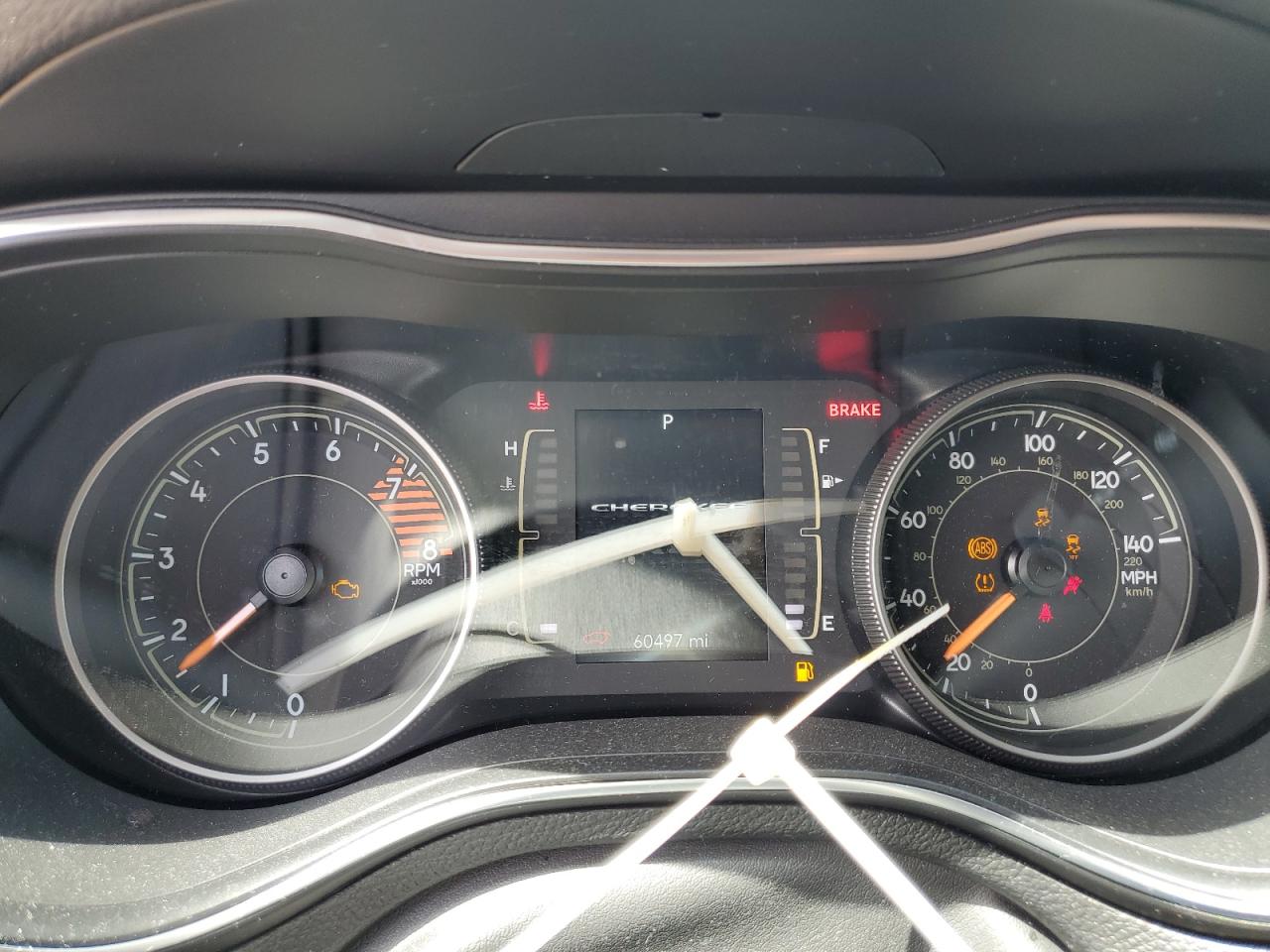 2019 Jeep Cherokee Latitude Plus VIN: 1C4PJLLX6KD109743 Lot: 61953924