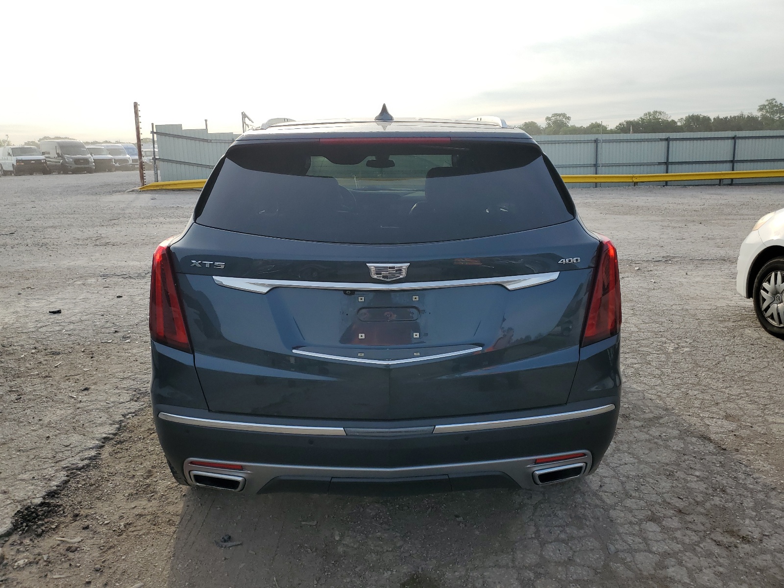 1GYKNCRS0LZ184057 2020 Cadillac Xt5 Premium Luxury