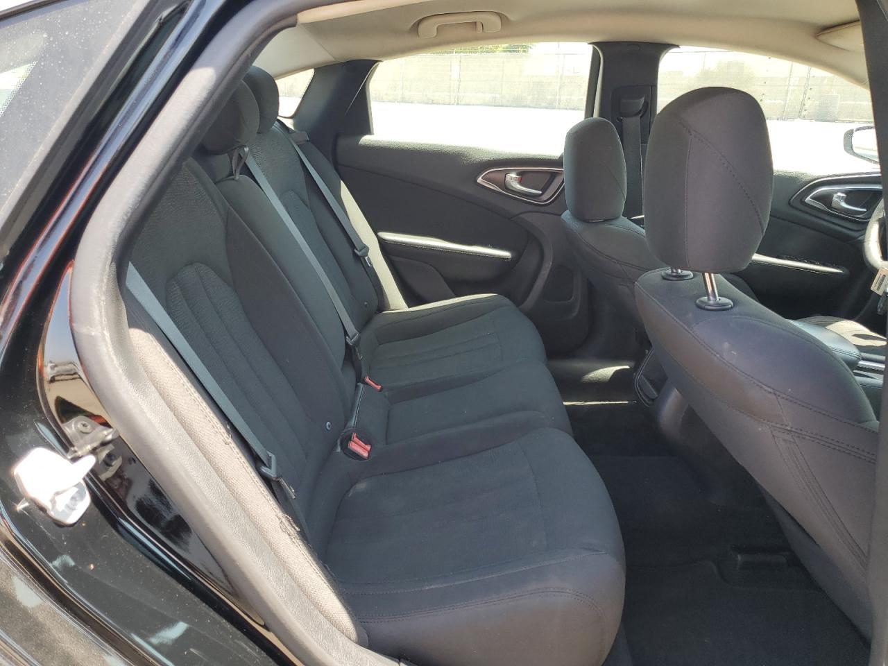 2016 Chrysler 200 Limited VIN: 1C3CCCAB5GN169518 Lot: 64160414