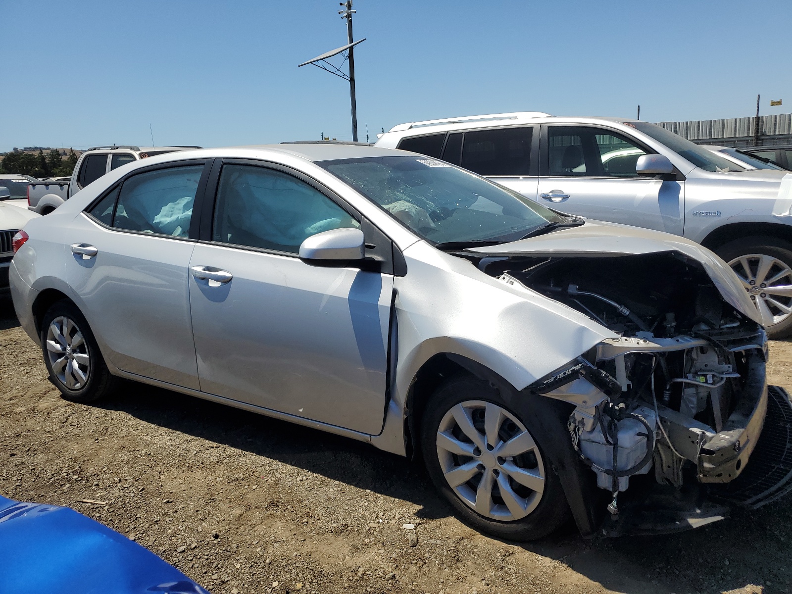 2015 Toyota Corolla L vin: 5YFBURHE2FP186060