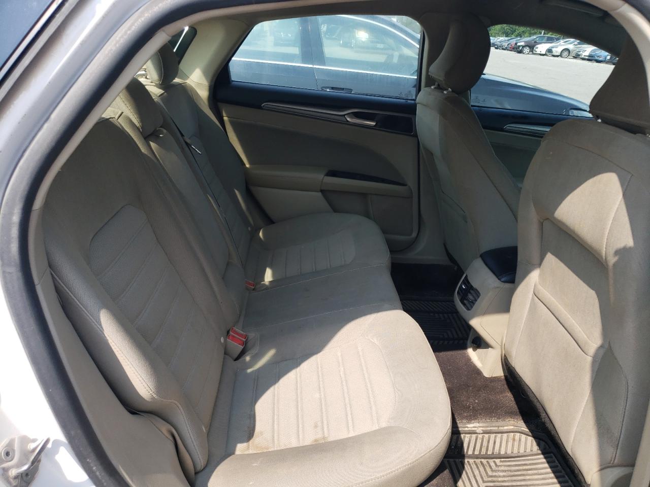 2019 Ford Fusion Se VIN: 3FA6P0LU0KR256488 Lot: 64151144