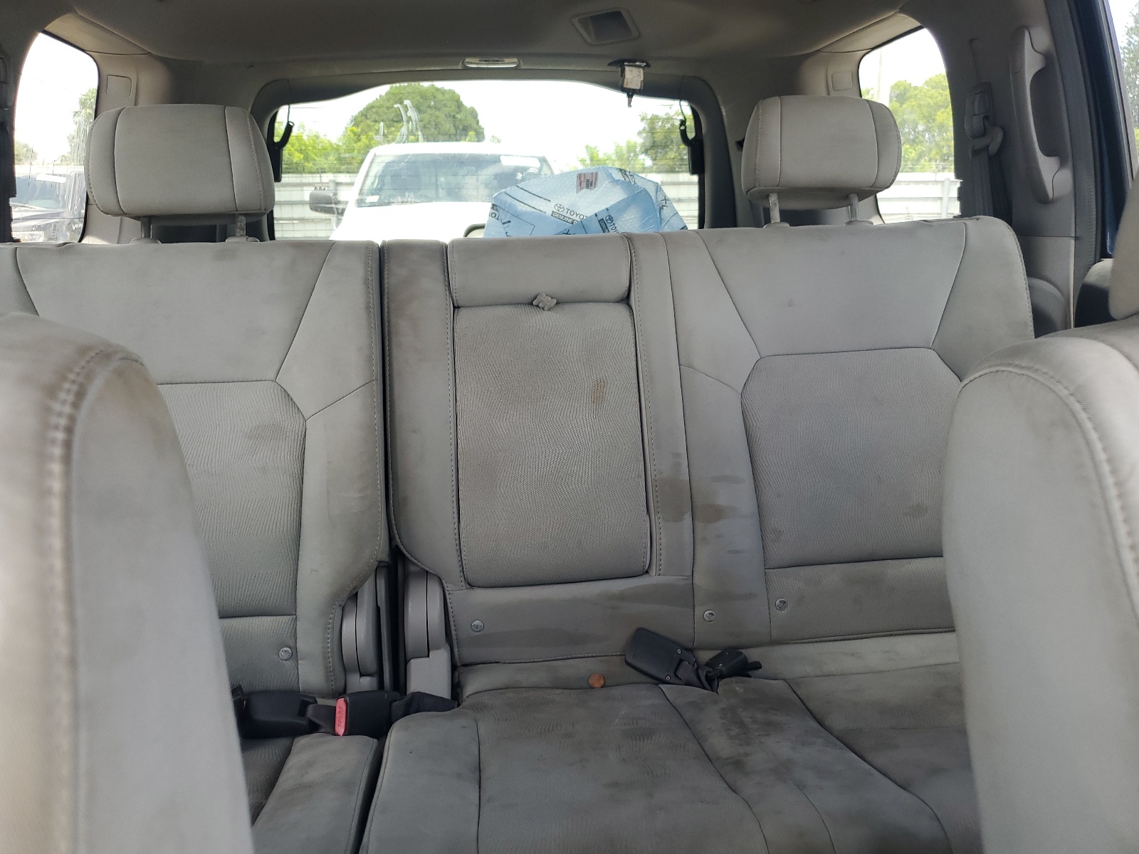 5FNYF3H27AB019446 2010 Honda Pilot Lx