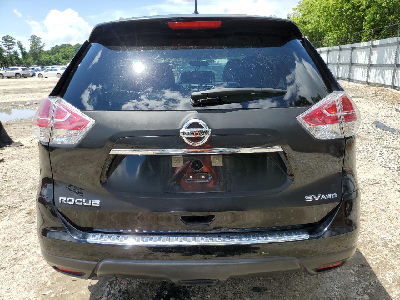 2015 Nissan Rogue S VIN: KNMAT2MV6FP505554 Lot: 64305094