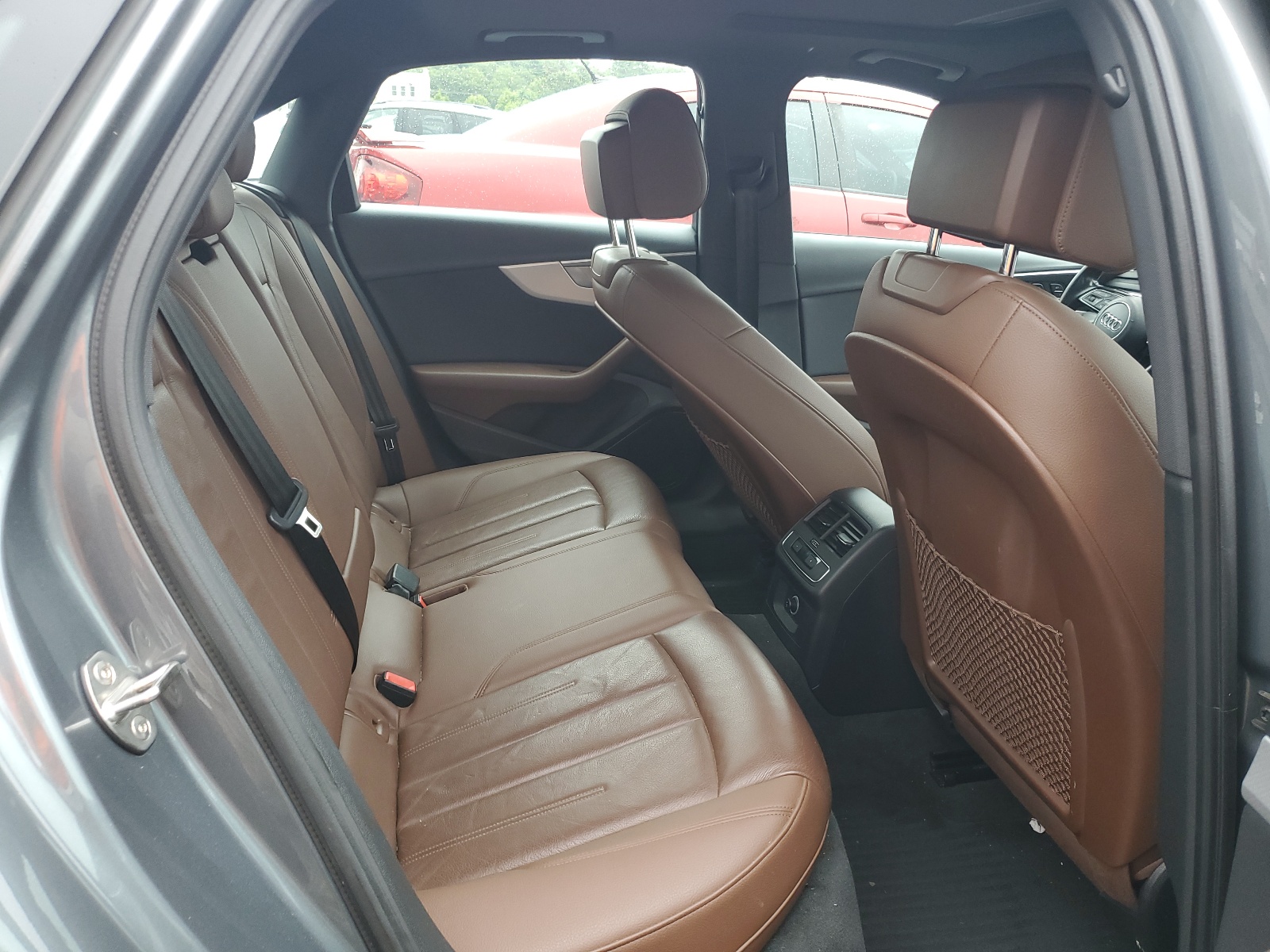 WAUANAF49HN033354 2017 Audi A4 Premium