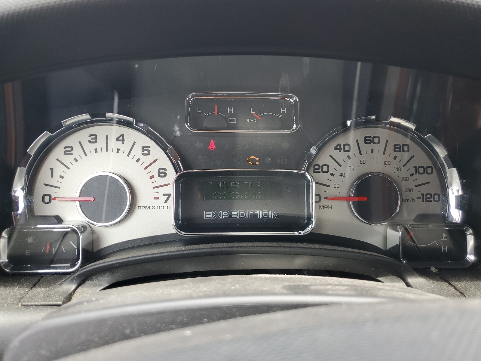 1FMFK18557LA94777 2007 Ford Expedition El Eddie Bauer