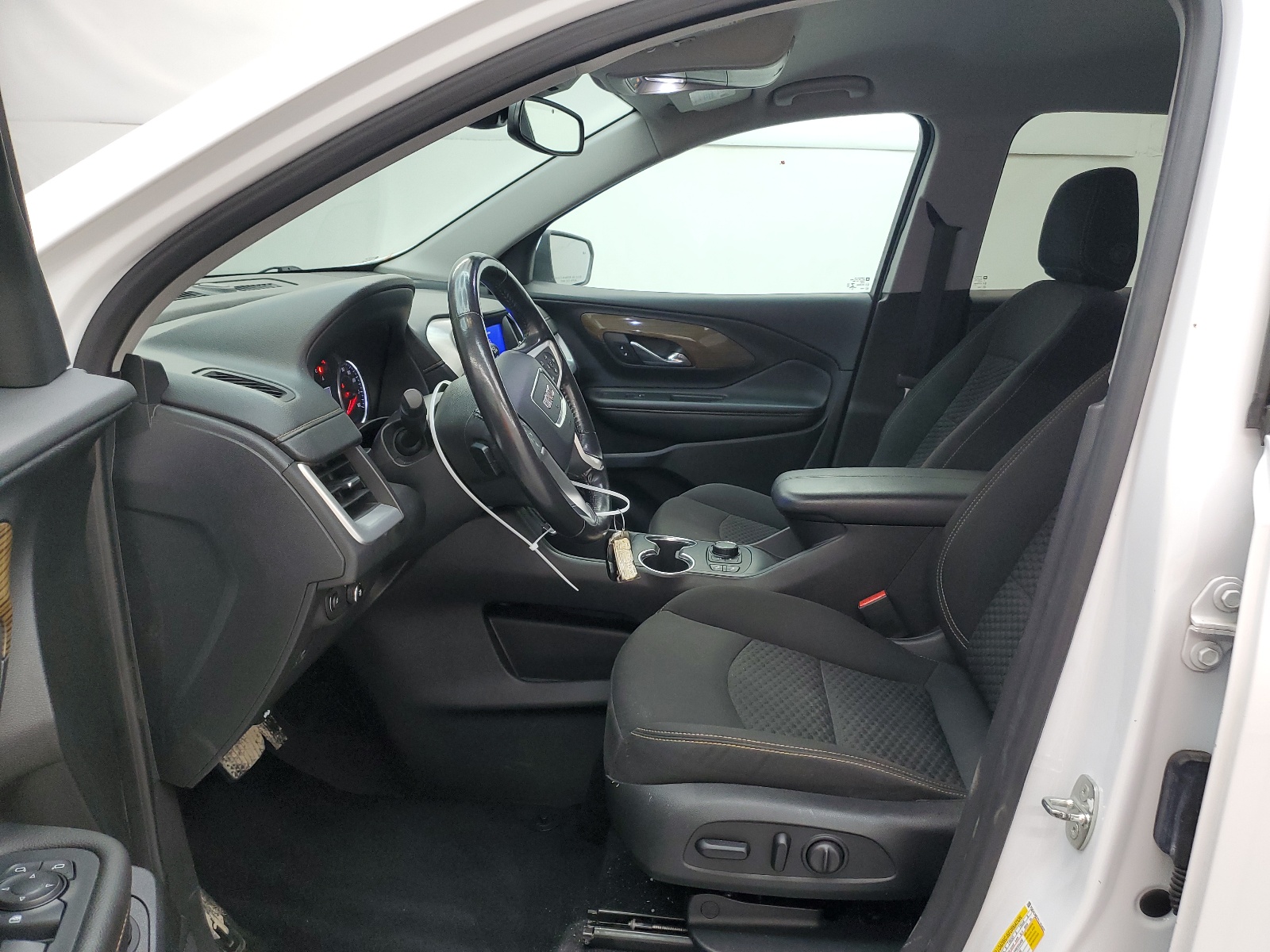 3GKALMEV7LL314537 2020 GMC Terrain Sle