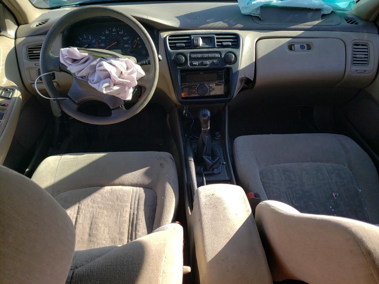 1999 Honda Accord Ex VIN: 1HGCG5550XA020734 Lot: 62752984