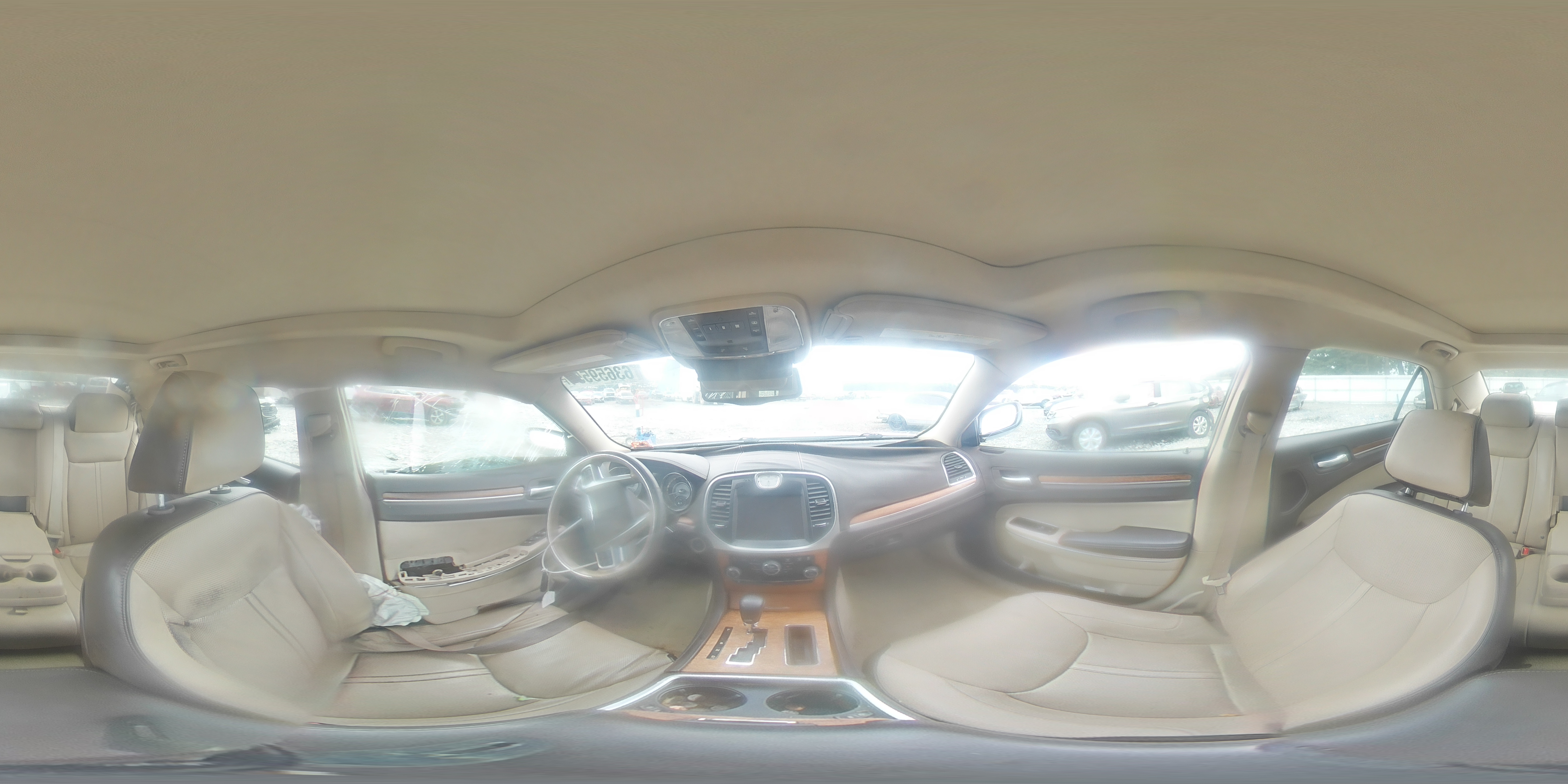 2013 Chrysler 300 - Image 13