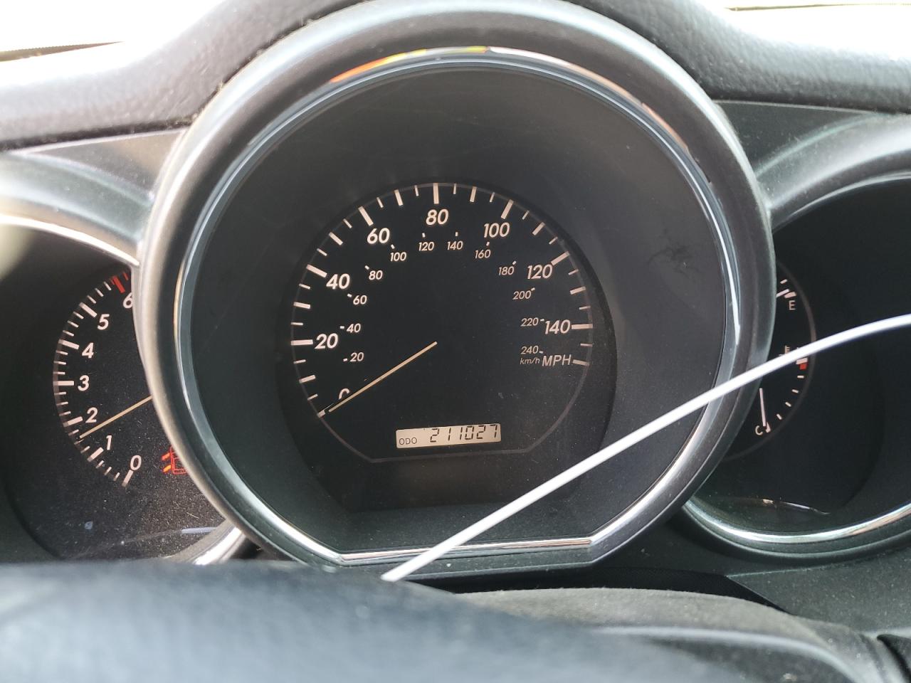 2004 Lexus Rx 330 VIN: JTJHA31U740061044 Lot: 64165694