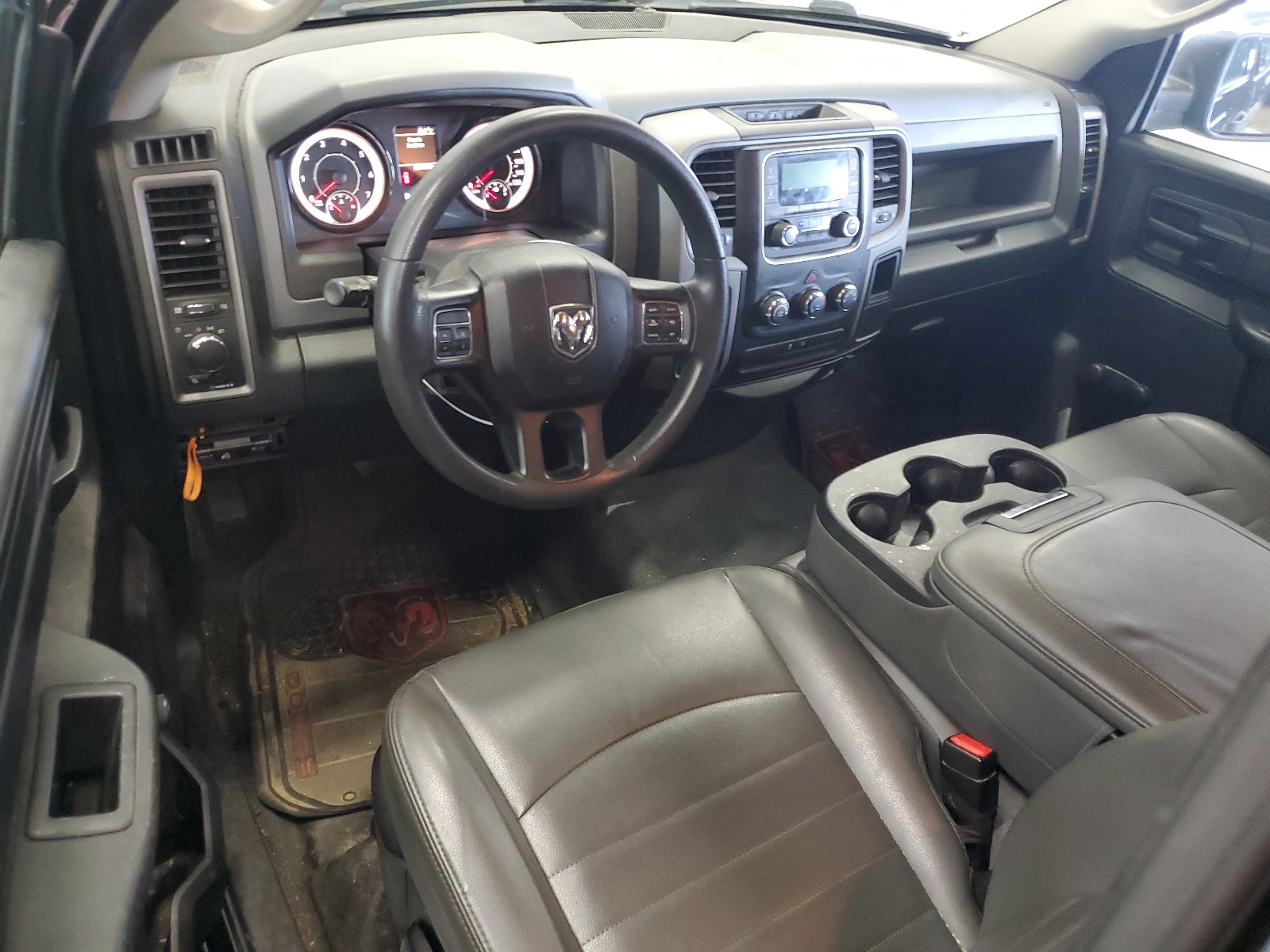 2018 Ram 1500 St vin: 3C6JR6AG4JG194318