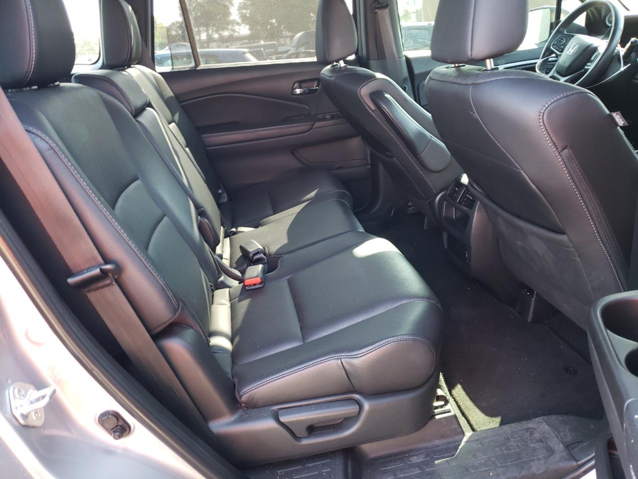 5FNYF8H5XMB026158 2021 Honda Passport Exl