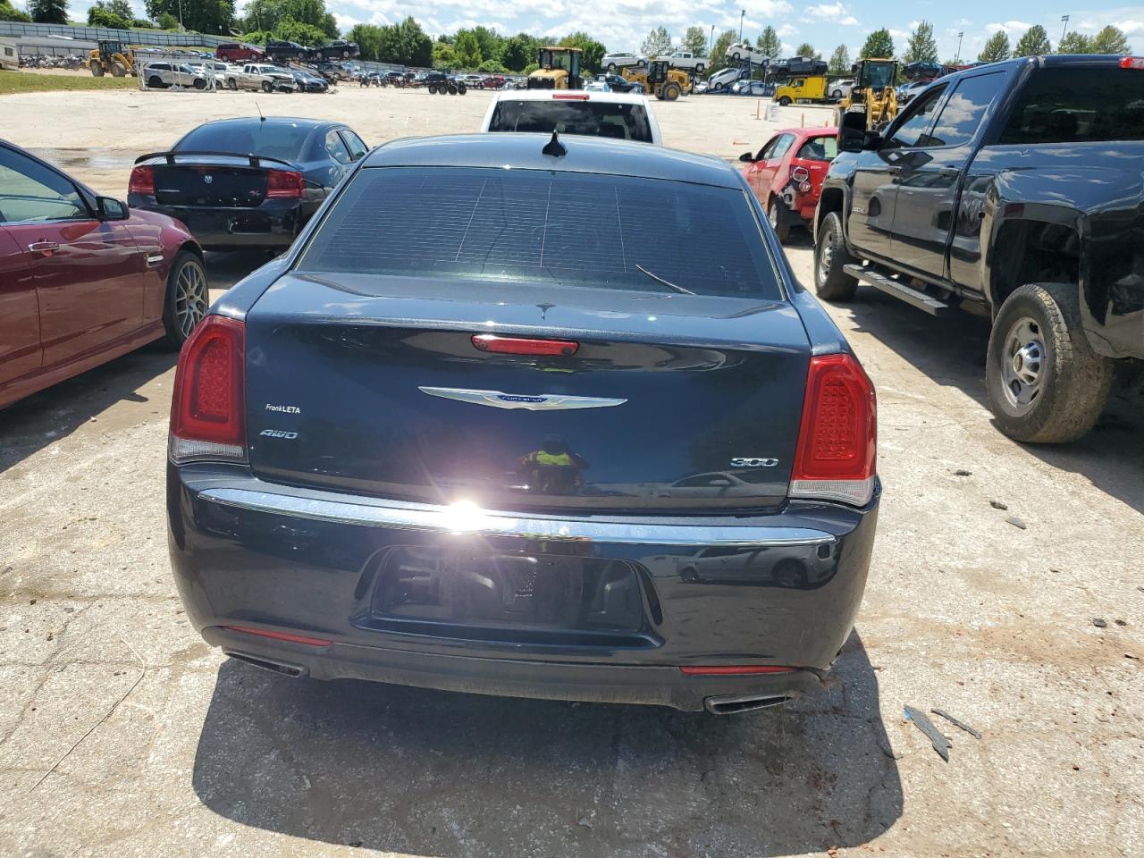 2018 Chrysler 300 Limited VIN: 2C3CCAKG1JH269033 Lot: 62096624