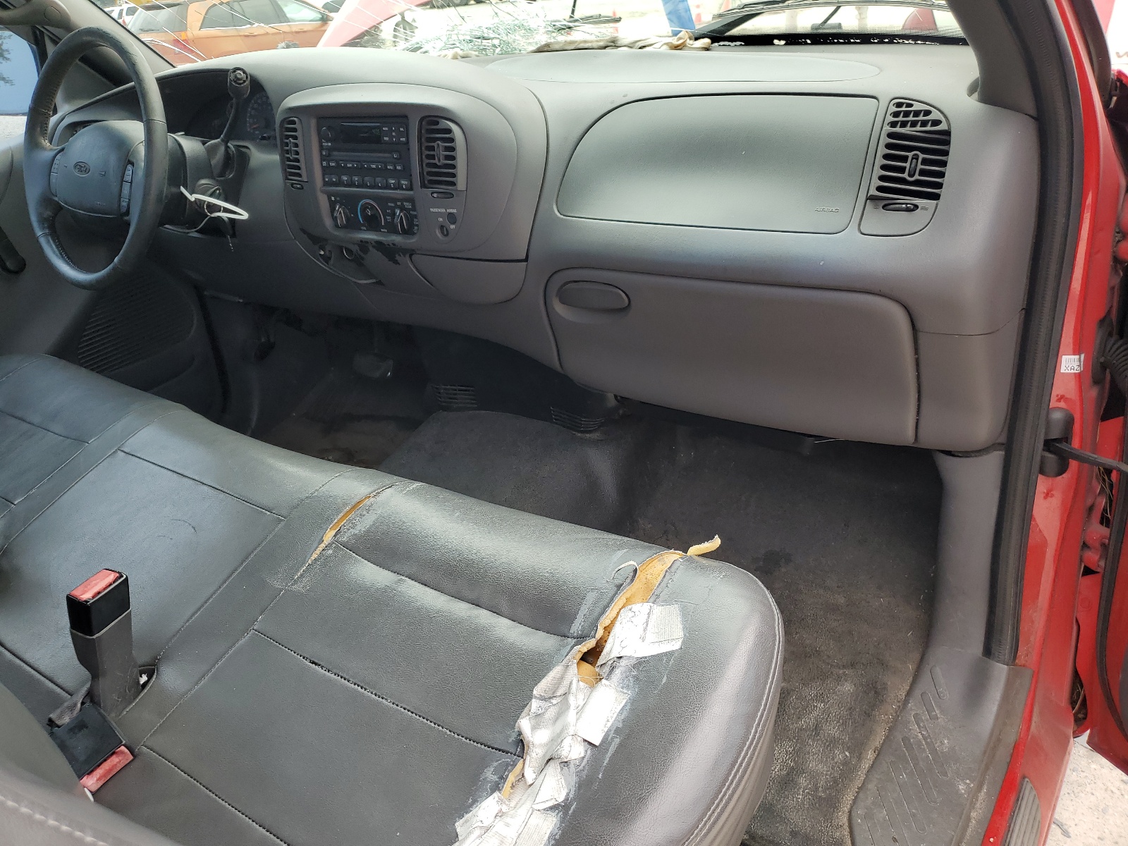 1FTZF17261NB08548 2001 Ford F150