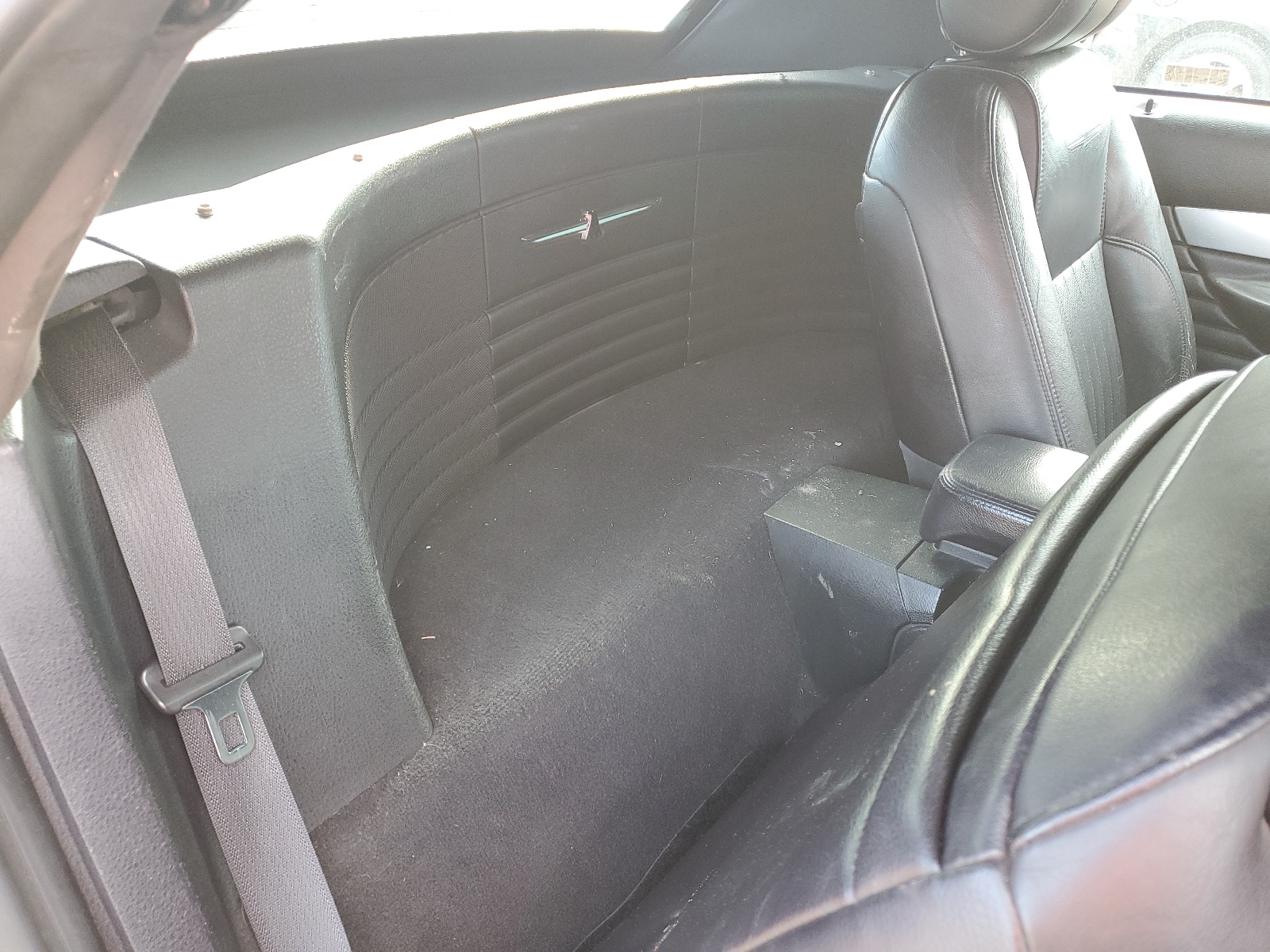 1FAHP60A75Y105594 2005 Ford Thunderbird