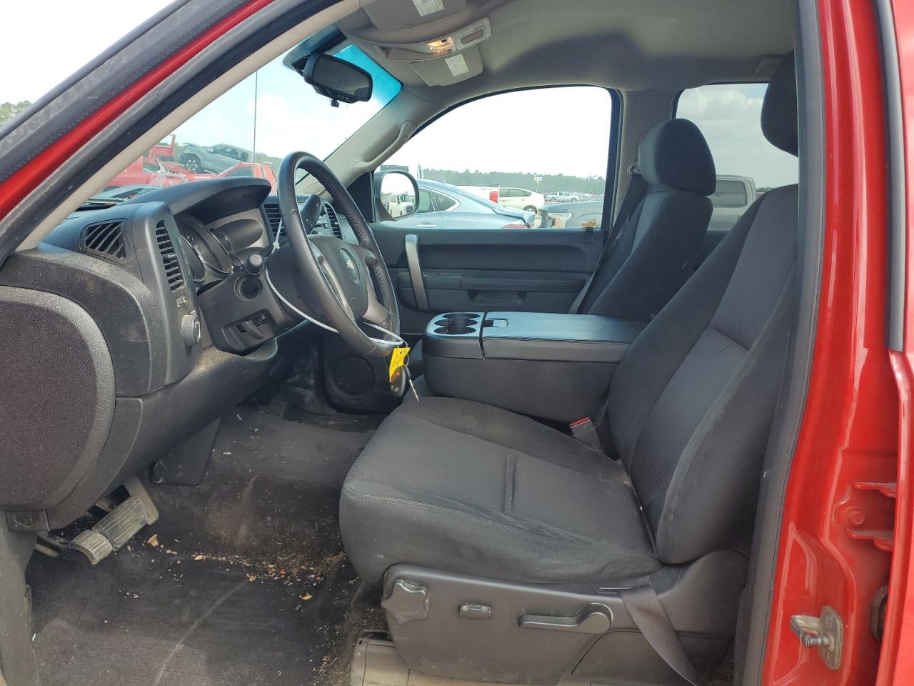 2013 Chevrolet Silverado - Image 7