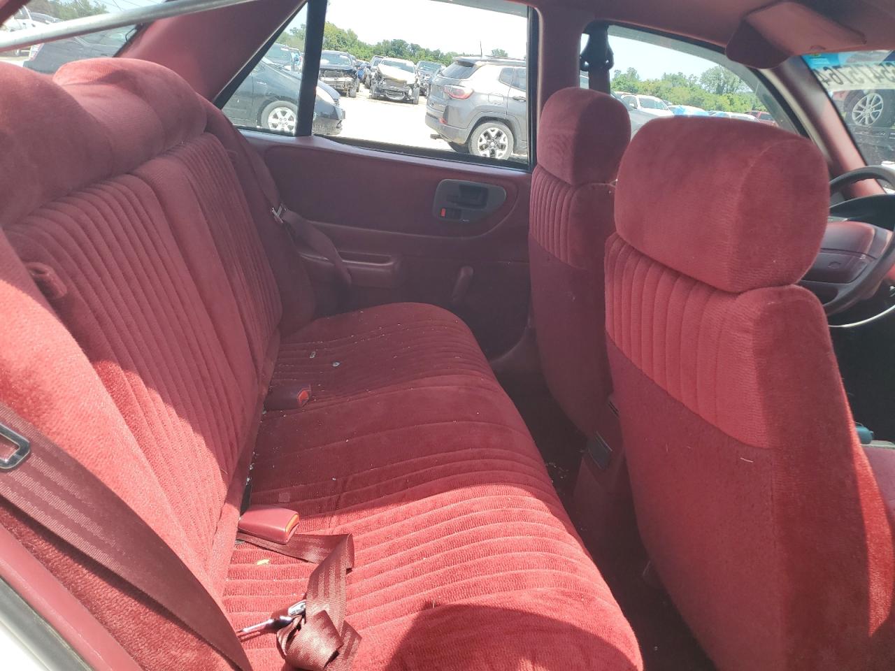 1996 Chevrolet Corsica VIN: 1G1LD5544TY106315 Lot: 65475764