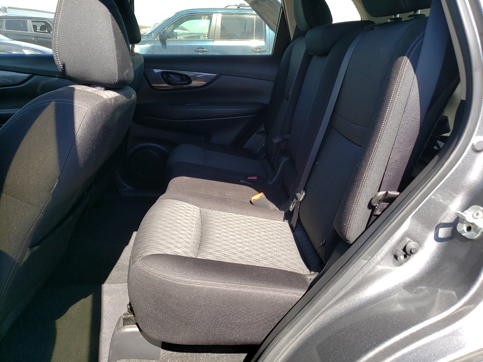 JN8AT2MT1KW504119 2019 Nissan Rogue S