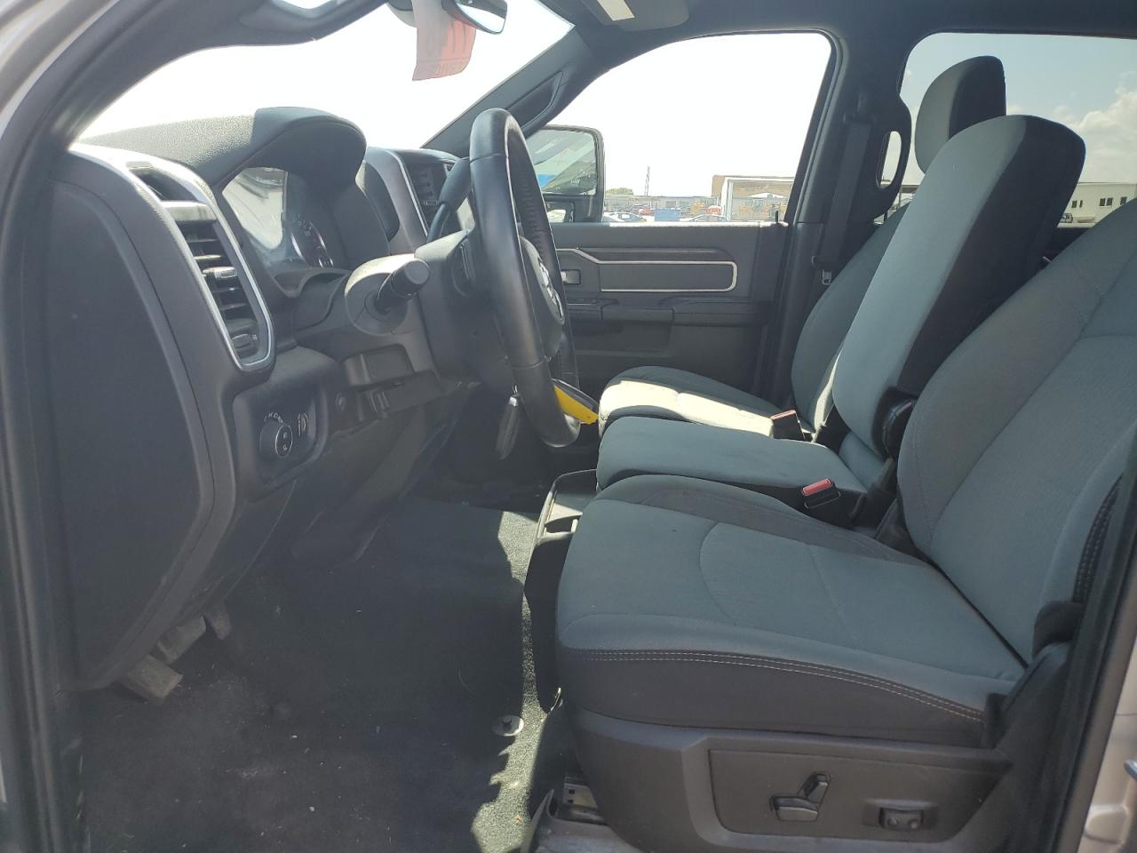 2023 Ram 3500 Big Horn VIN: 3C63R3DL9PG577969 Lot: 65113534